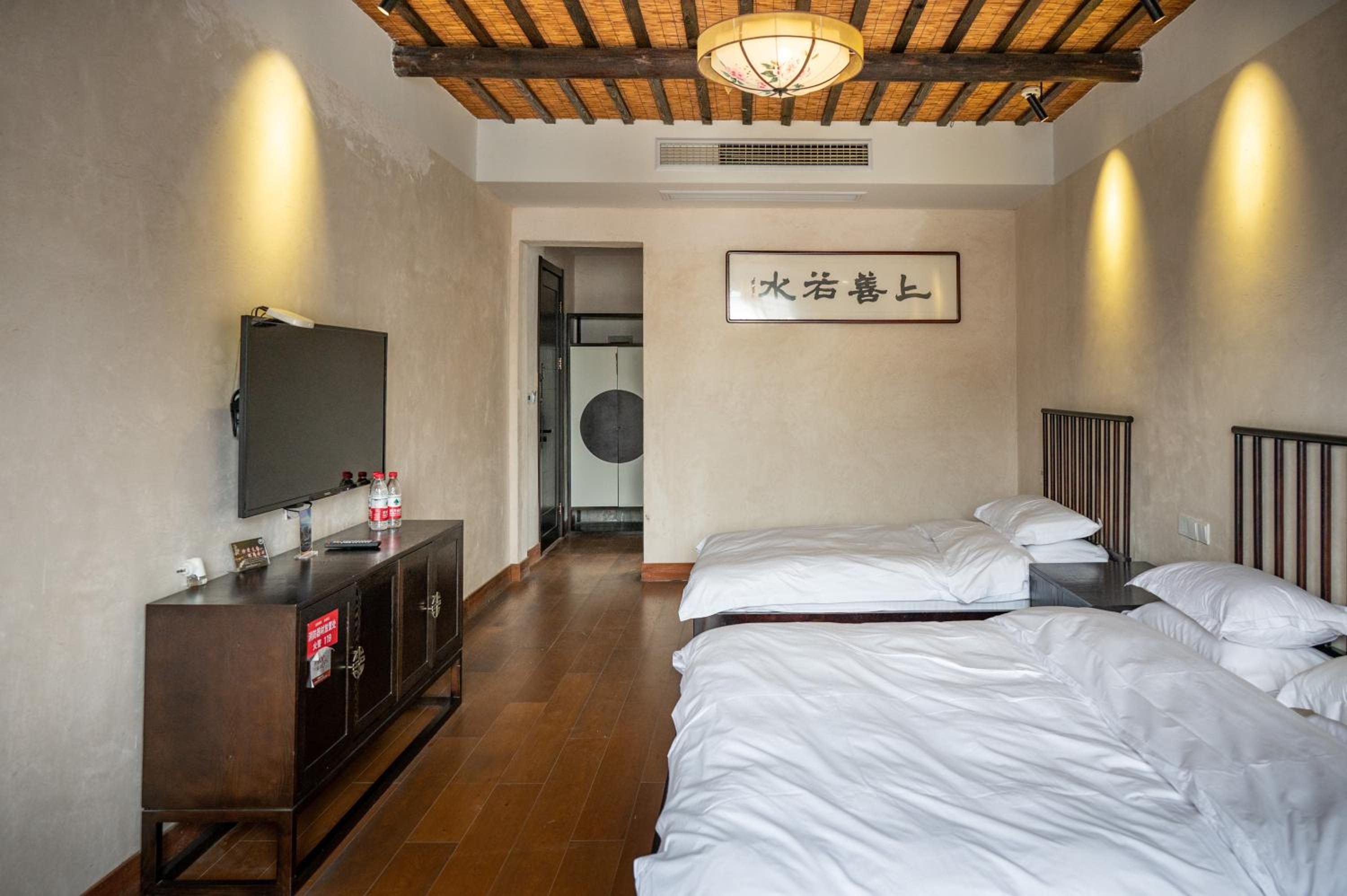 Superior Triple Room photo 2