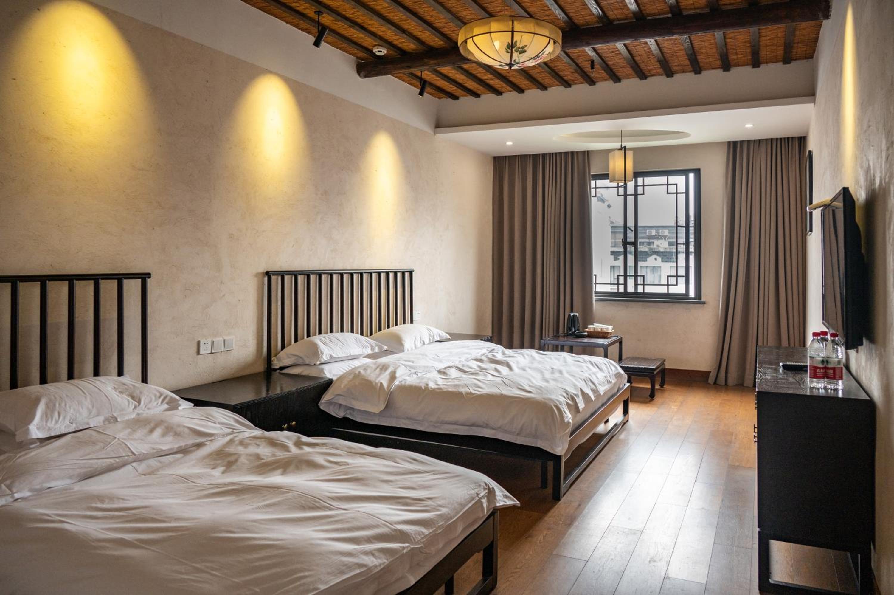 Superior Triple Room photo 3