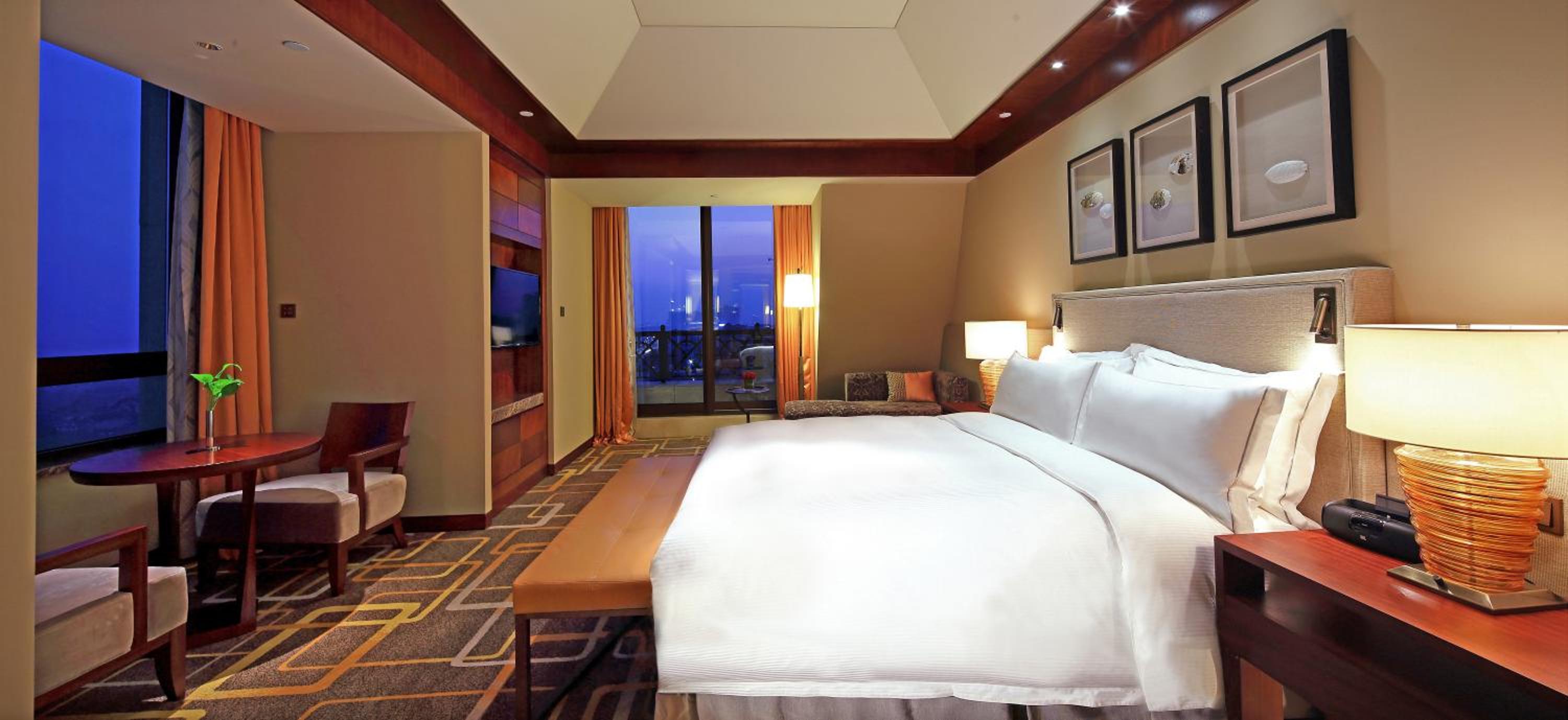 King Executive Premium Room with Lounge Access photo 3