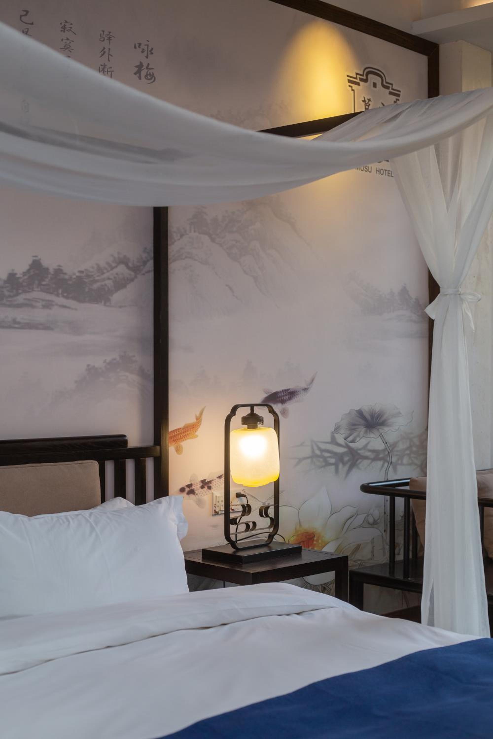 Deluxe King Room photo 3