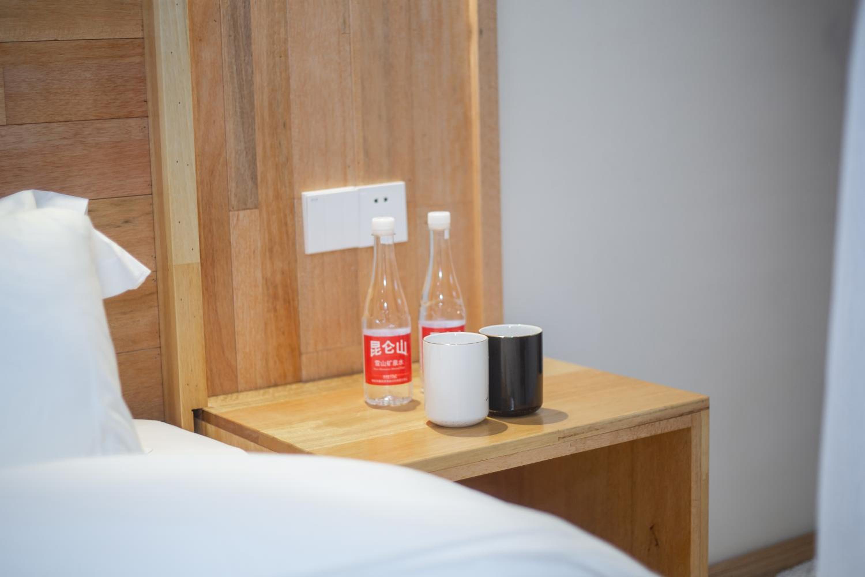 Double Room with Spa Bath photo 3