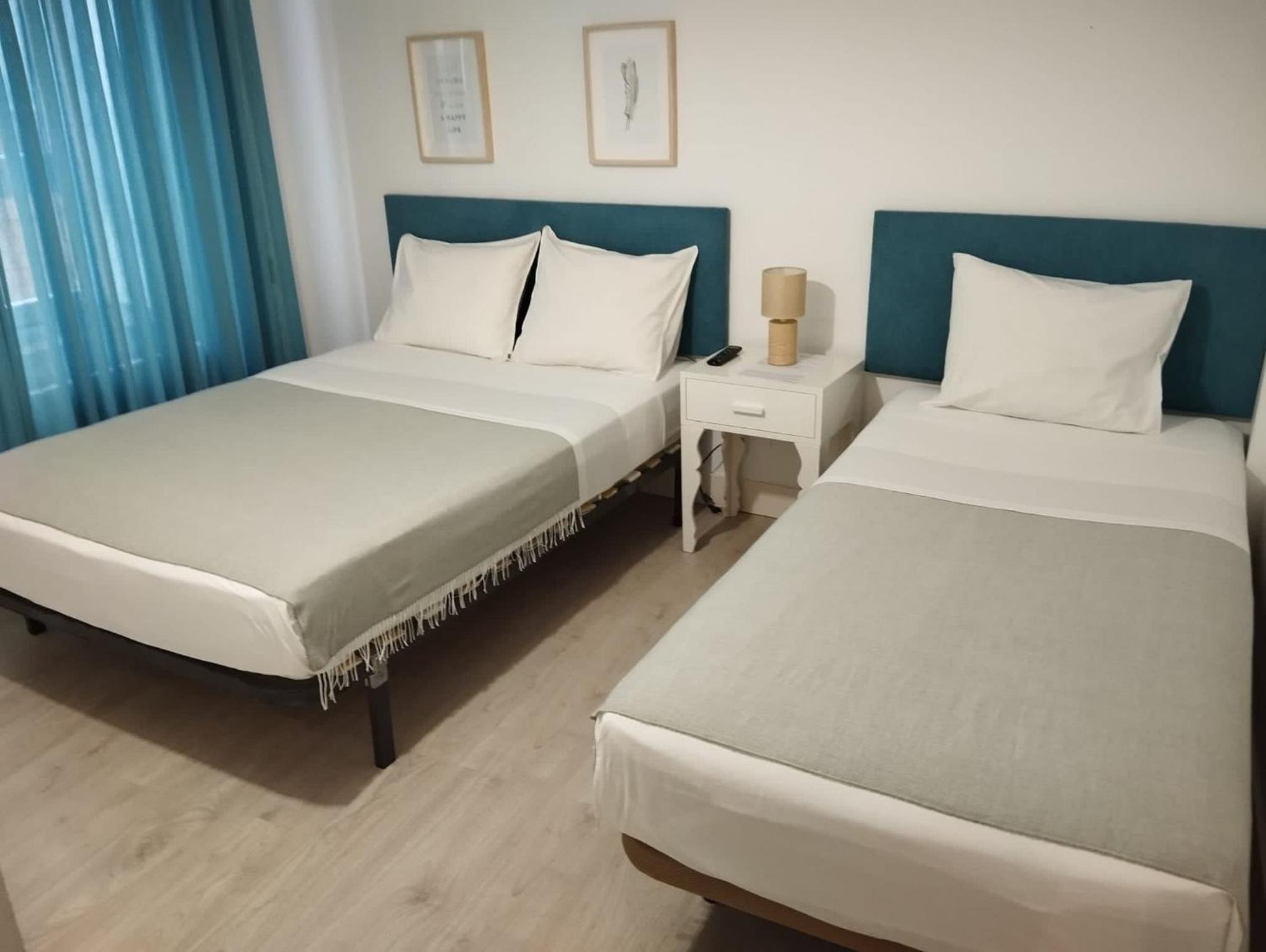 Triple Room with Private Bathroom - Photo 1