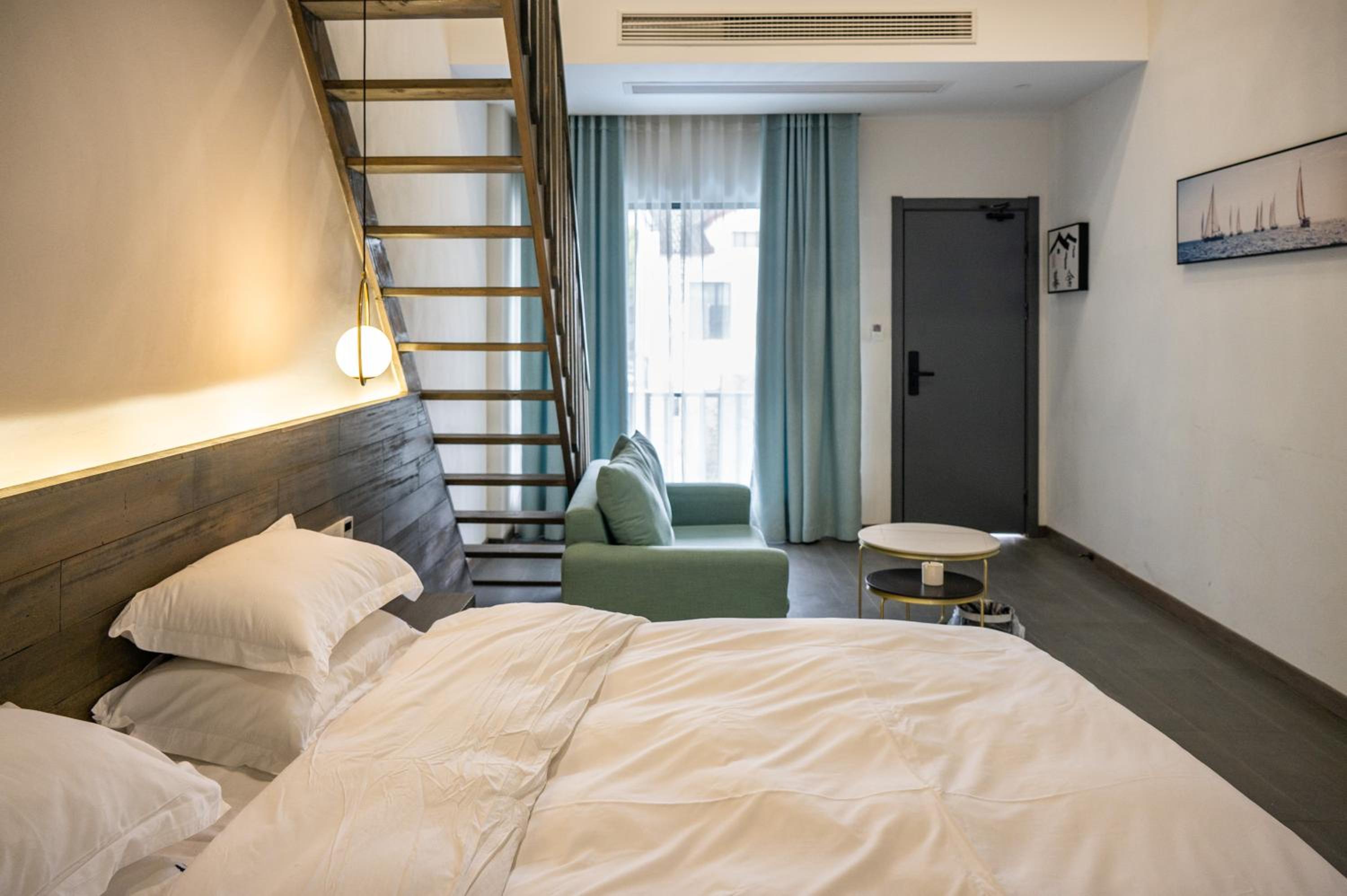 Superior Triple Room photo 3