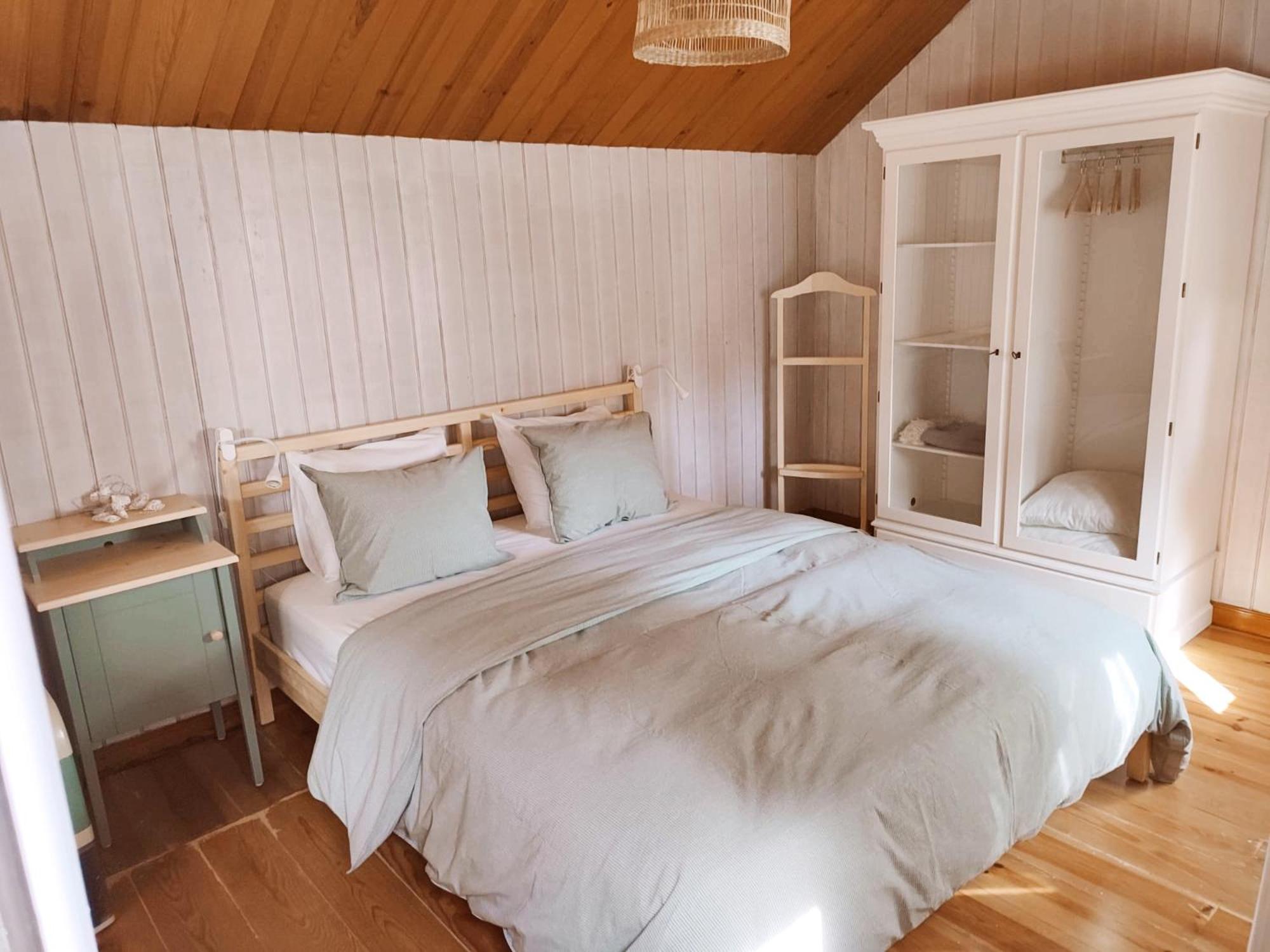 One-Bedroom House photo 1