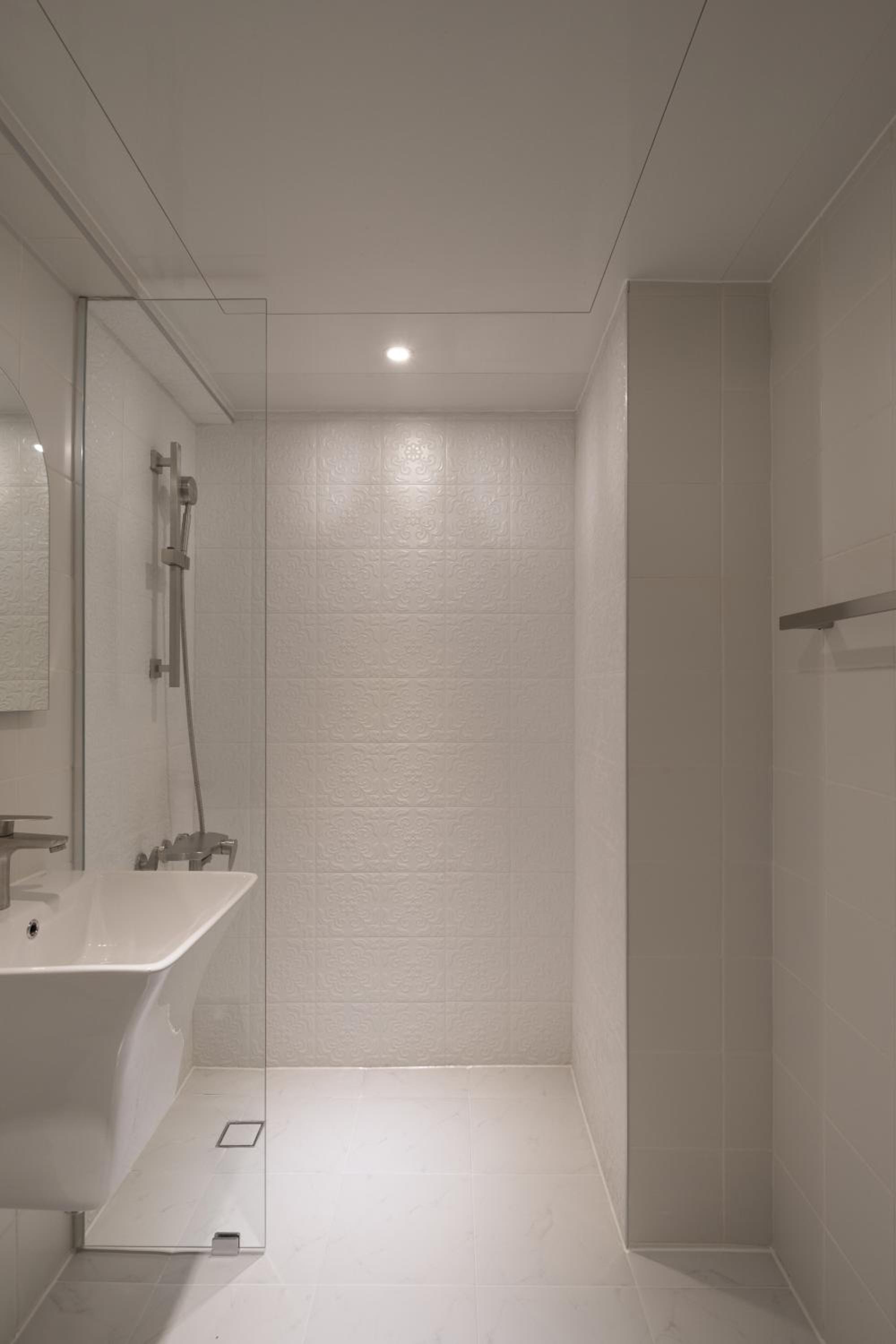 Double Room - Photo 10