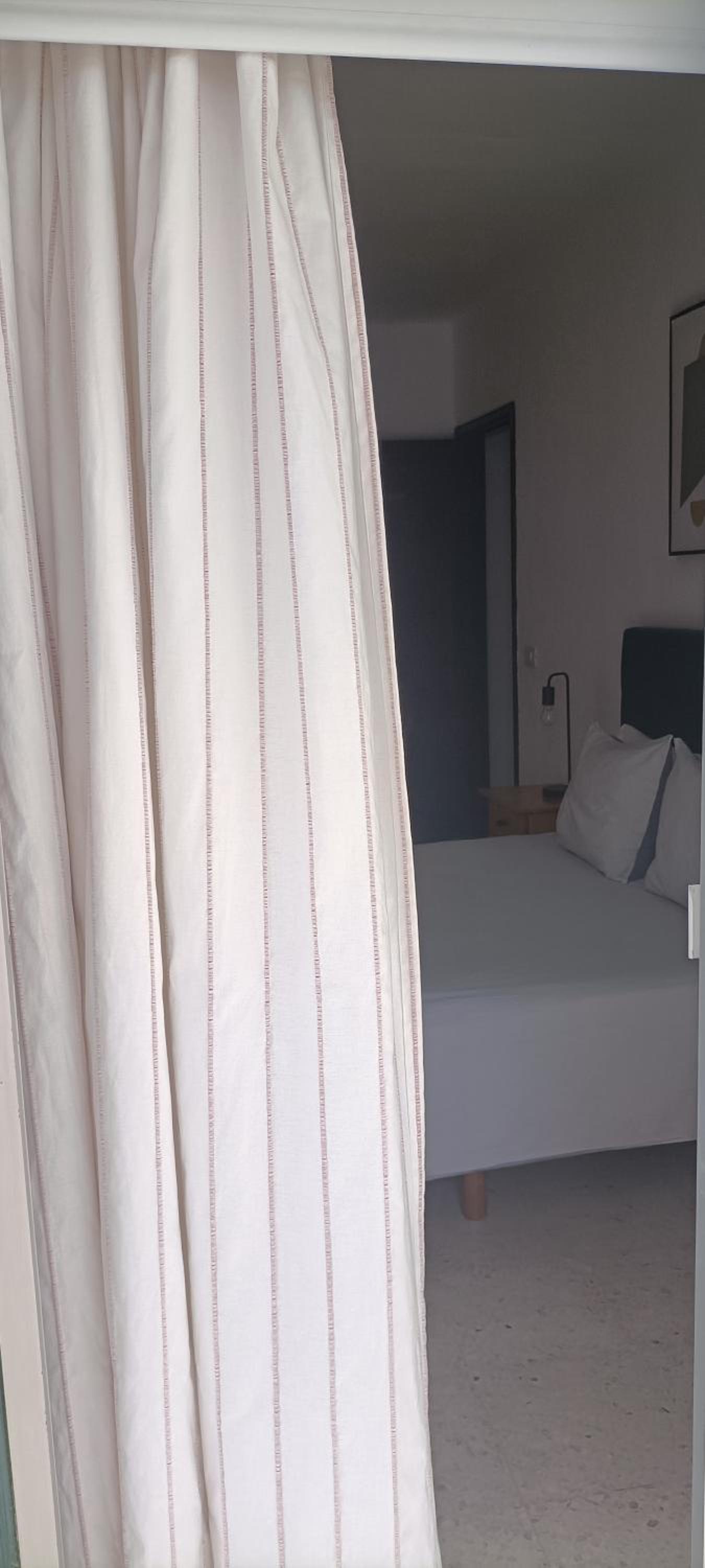 Deluxe Double Room with Shared Bathroom photo 2