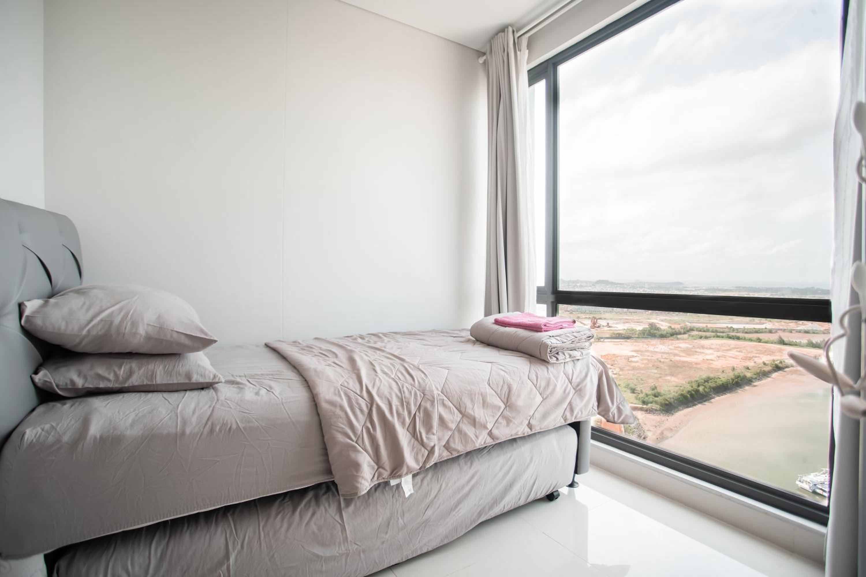 Apartment with Pool View  - Photo 5