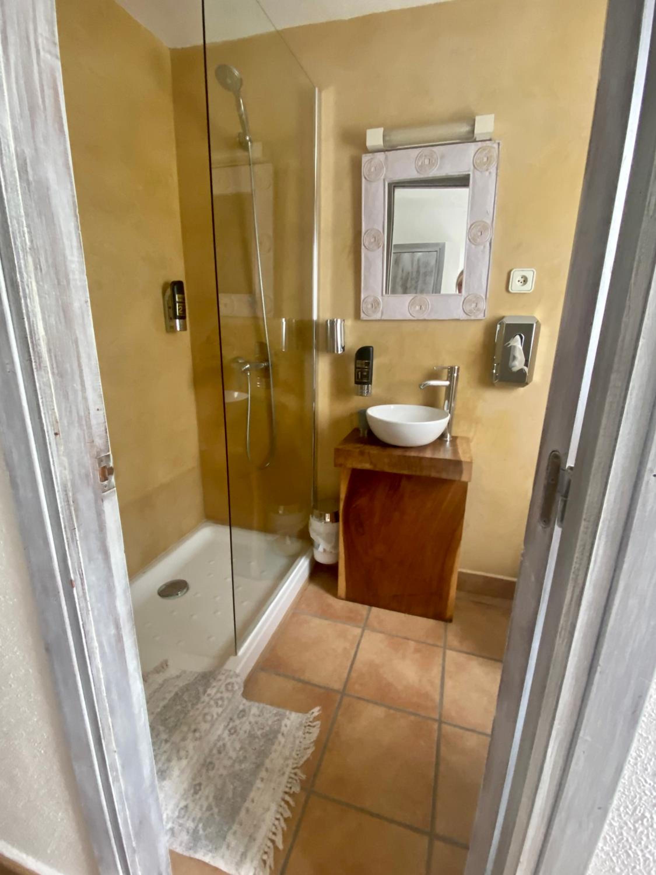 Standard Single Room photo 2