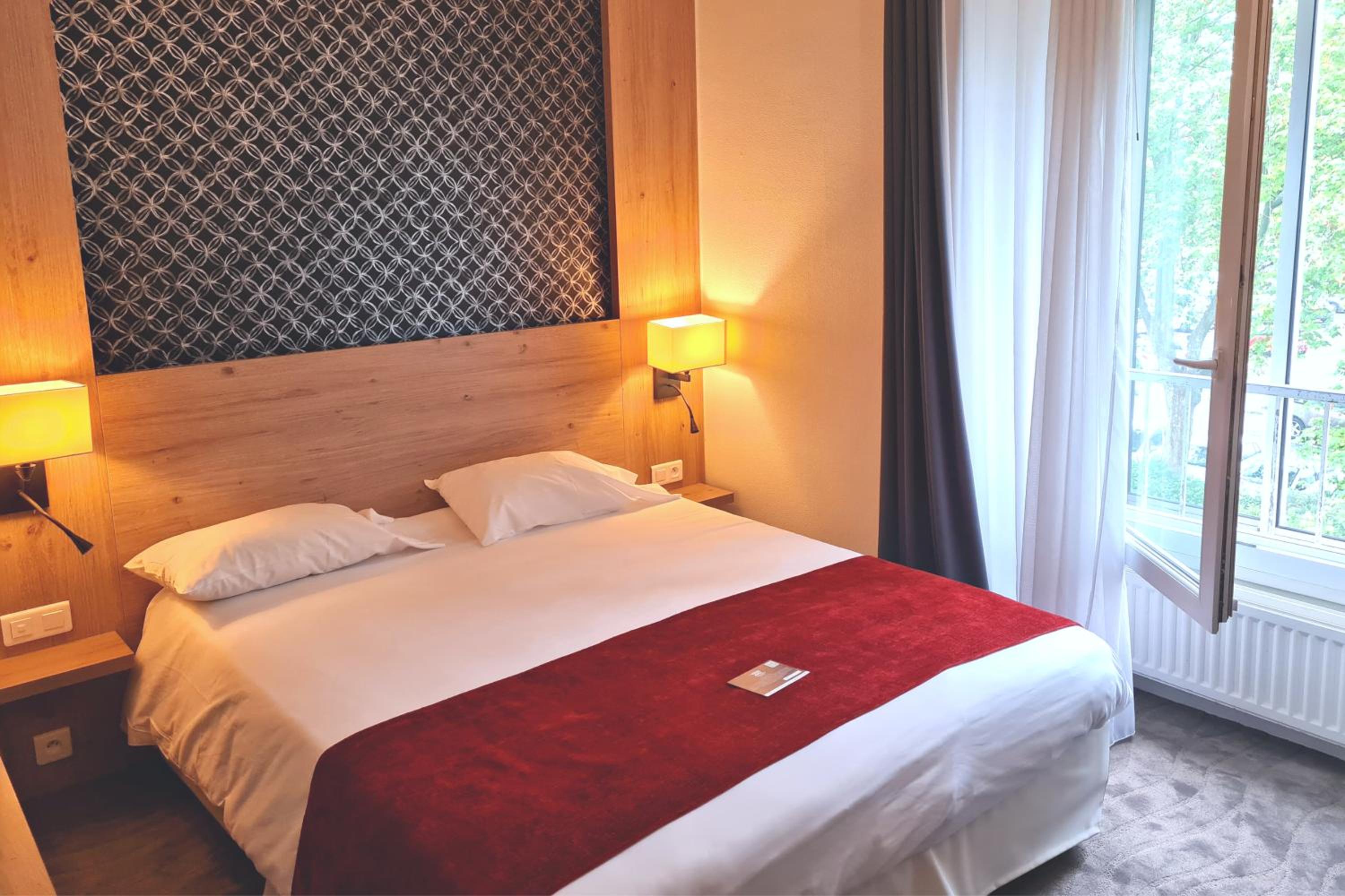 Standard Double Room - Photo 4