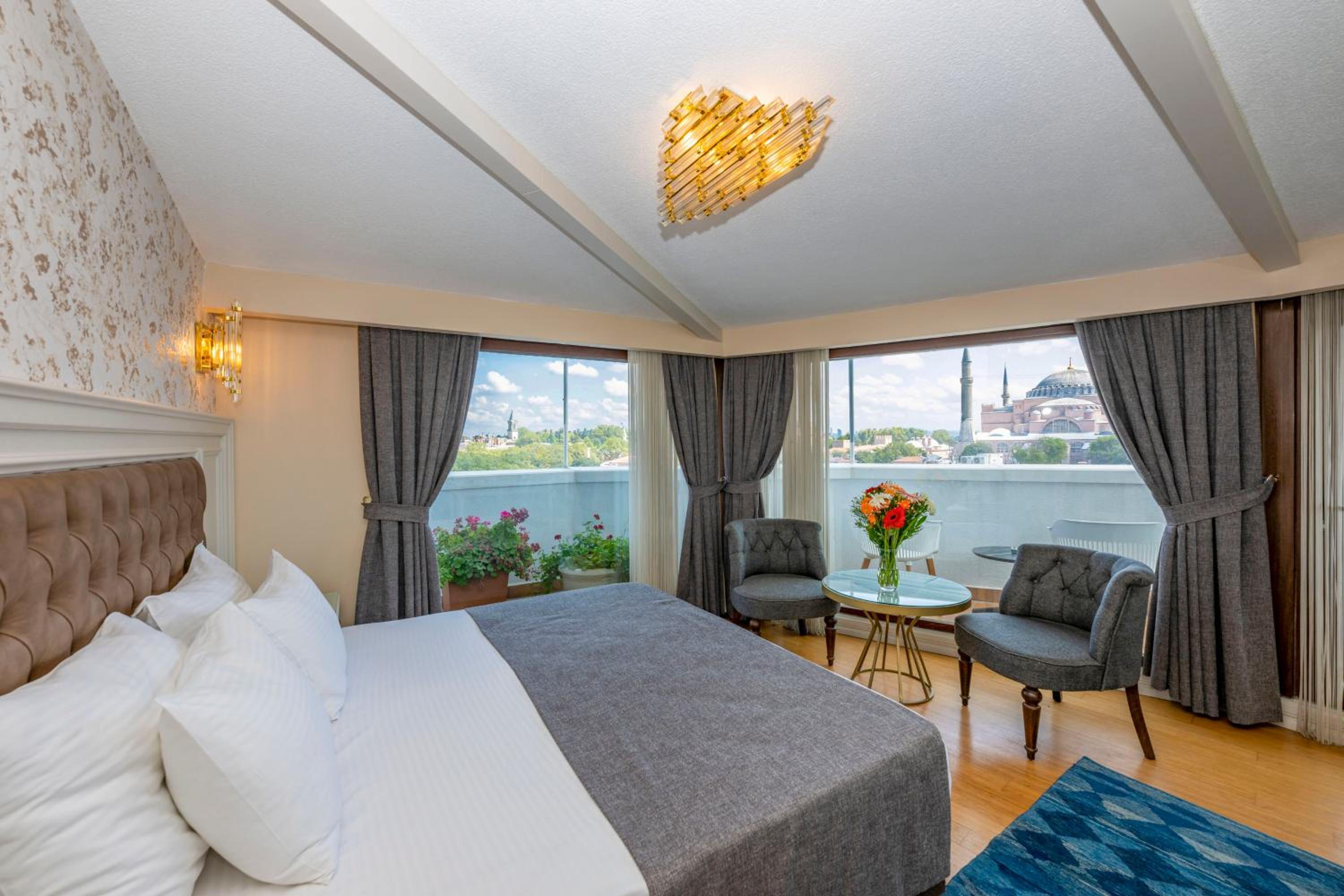 Deluxe Room photo 2