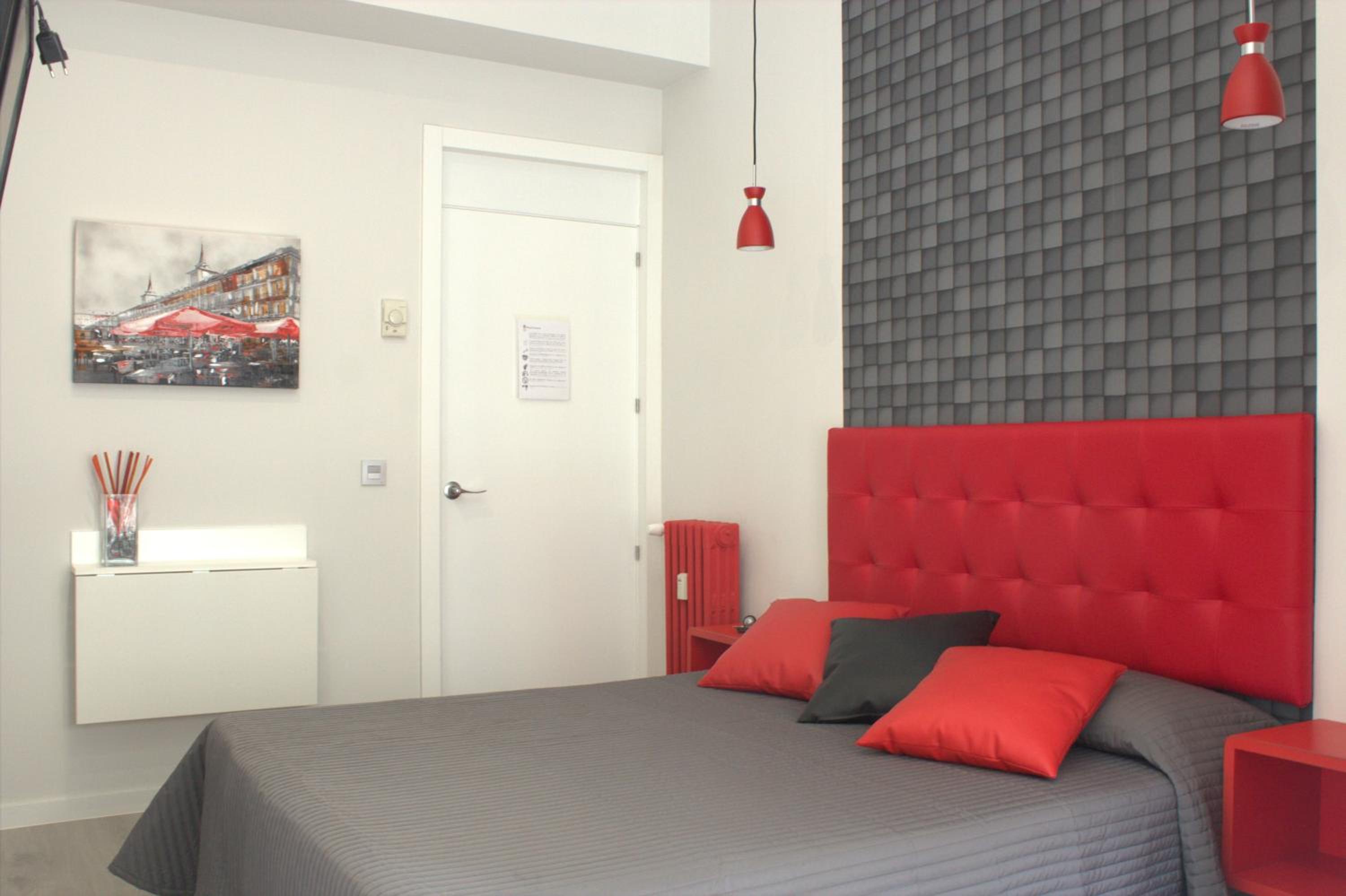 Double Room - Photo 13