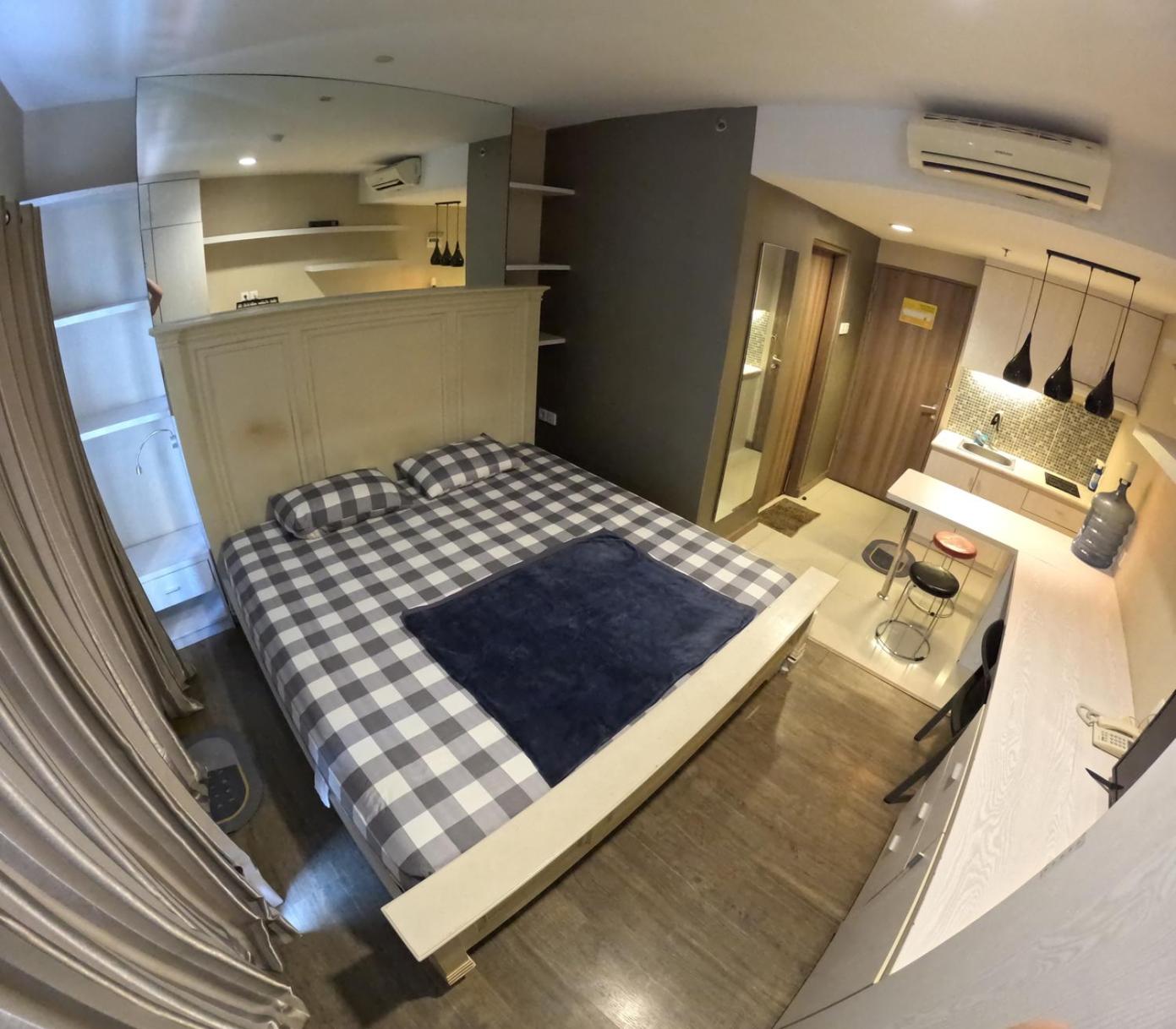 Studio Apartment photo 1