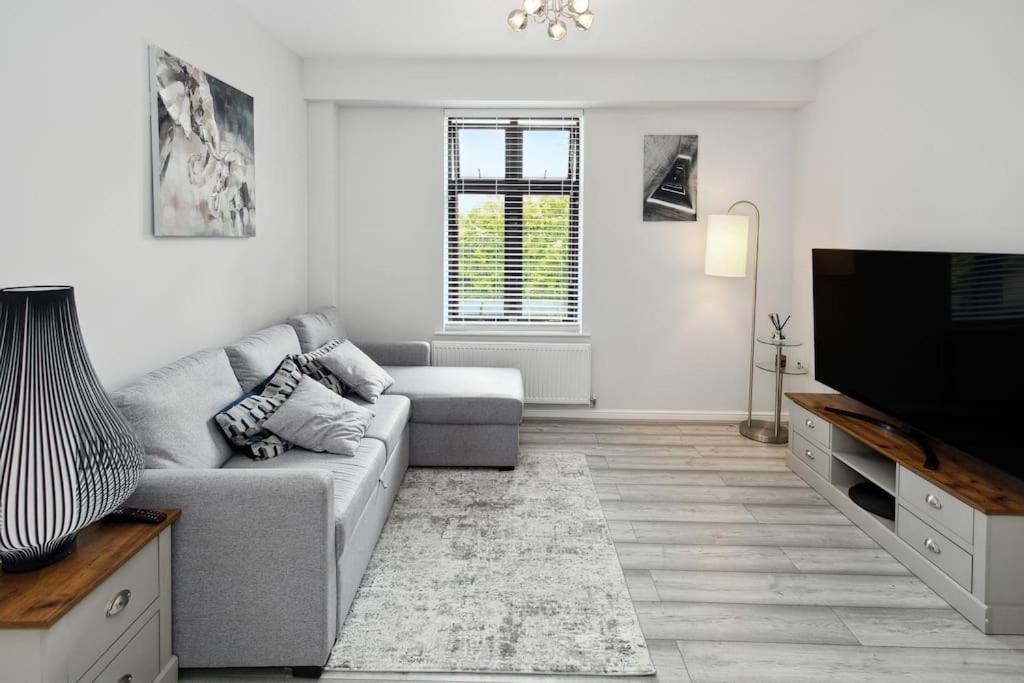 Two-Bedroom Apartment photo 1