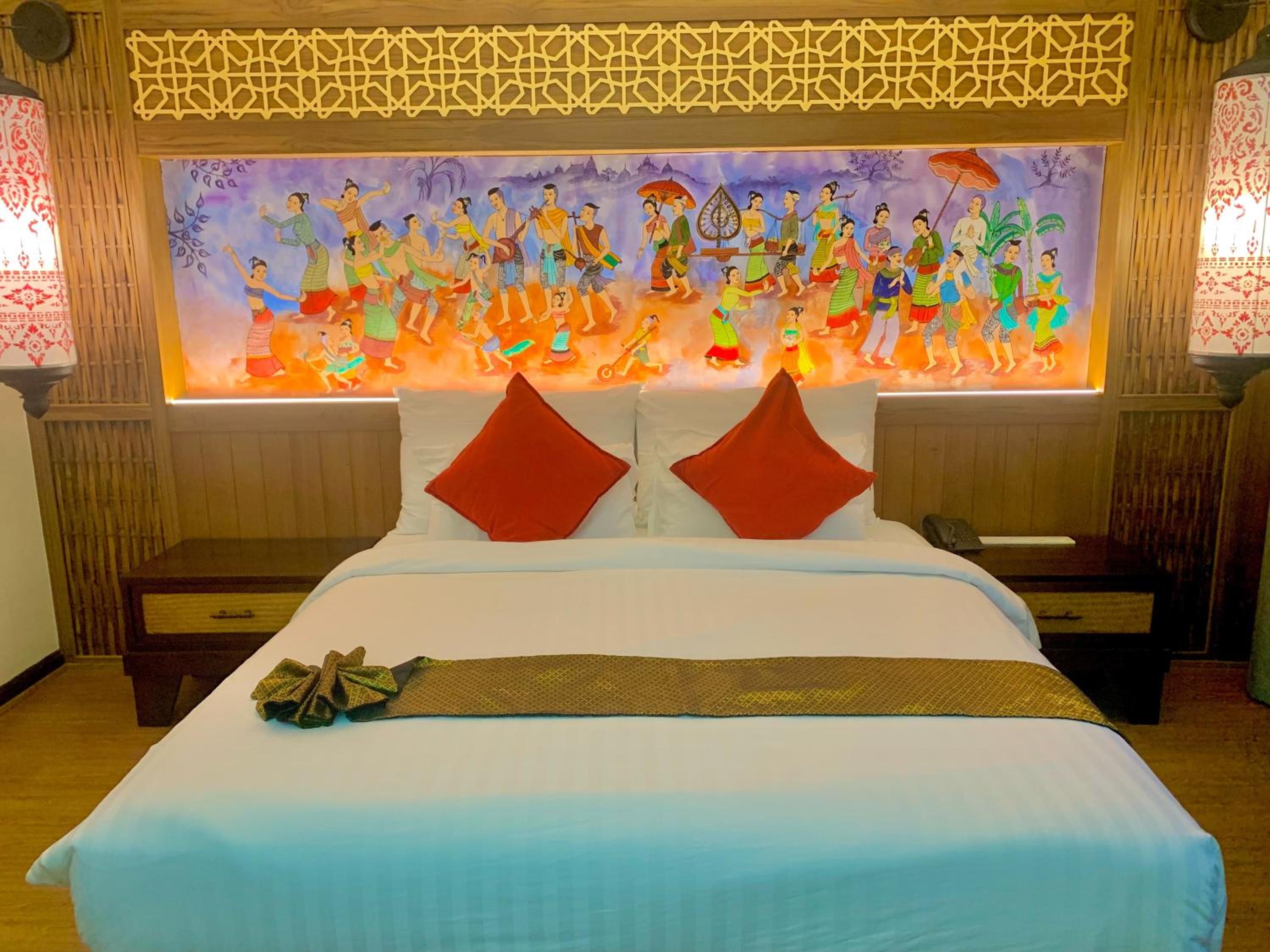 Grand Lanna King Room - Photo 14