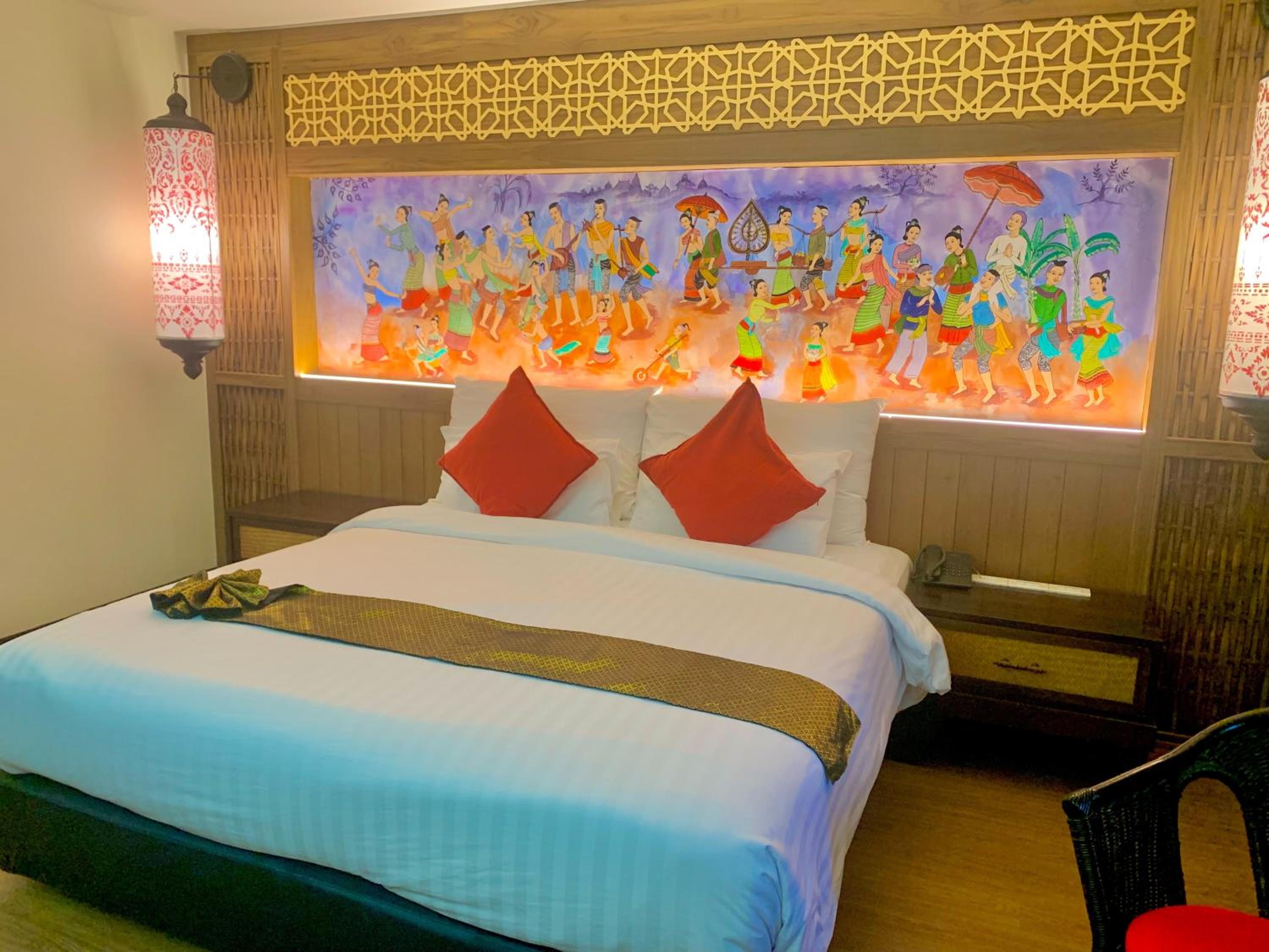 Grand Lanna King Room - Photo 13