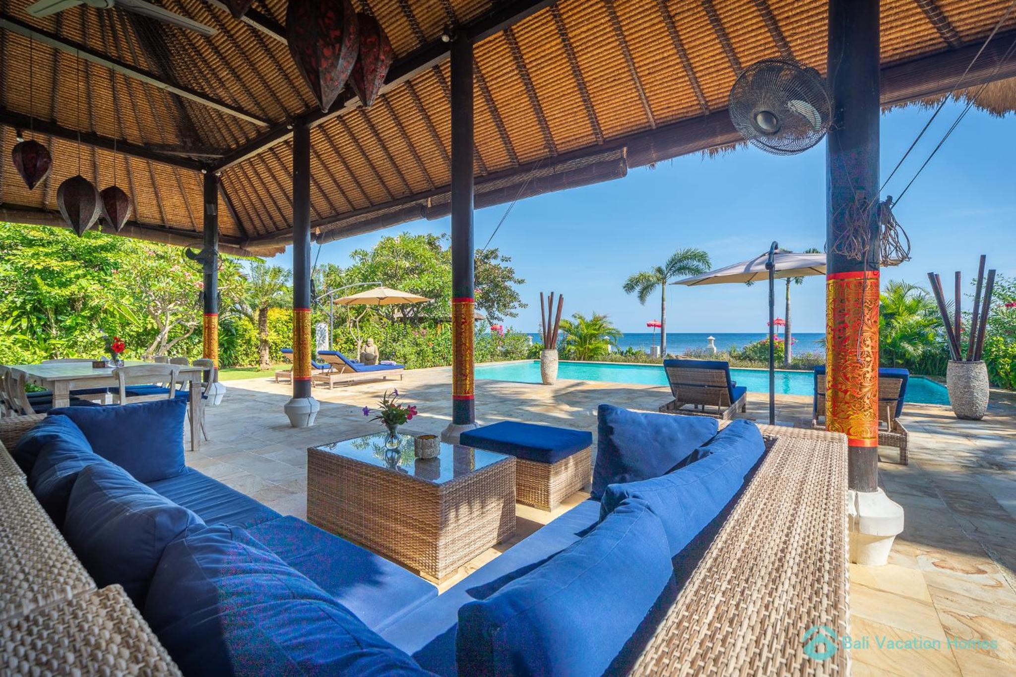 Villa - Beach Front photo 2