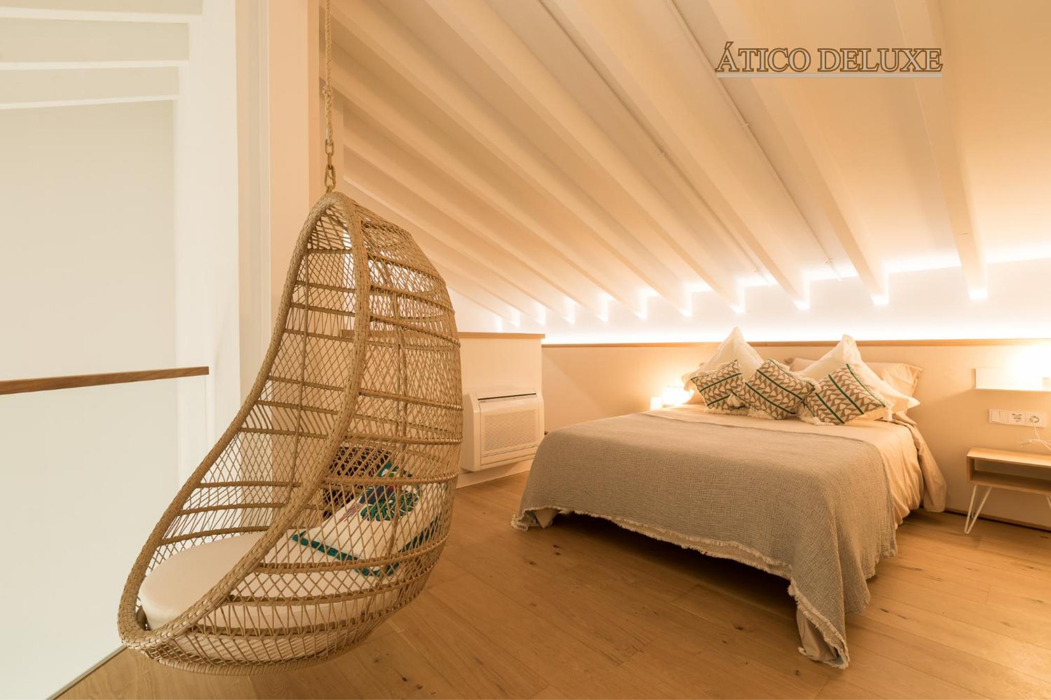 Penthouse Apartment - Photo 11