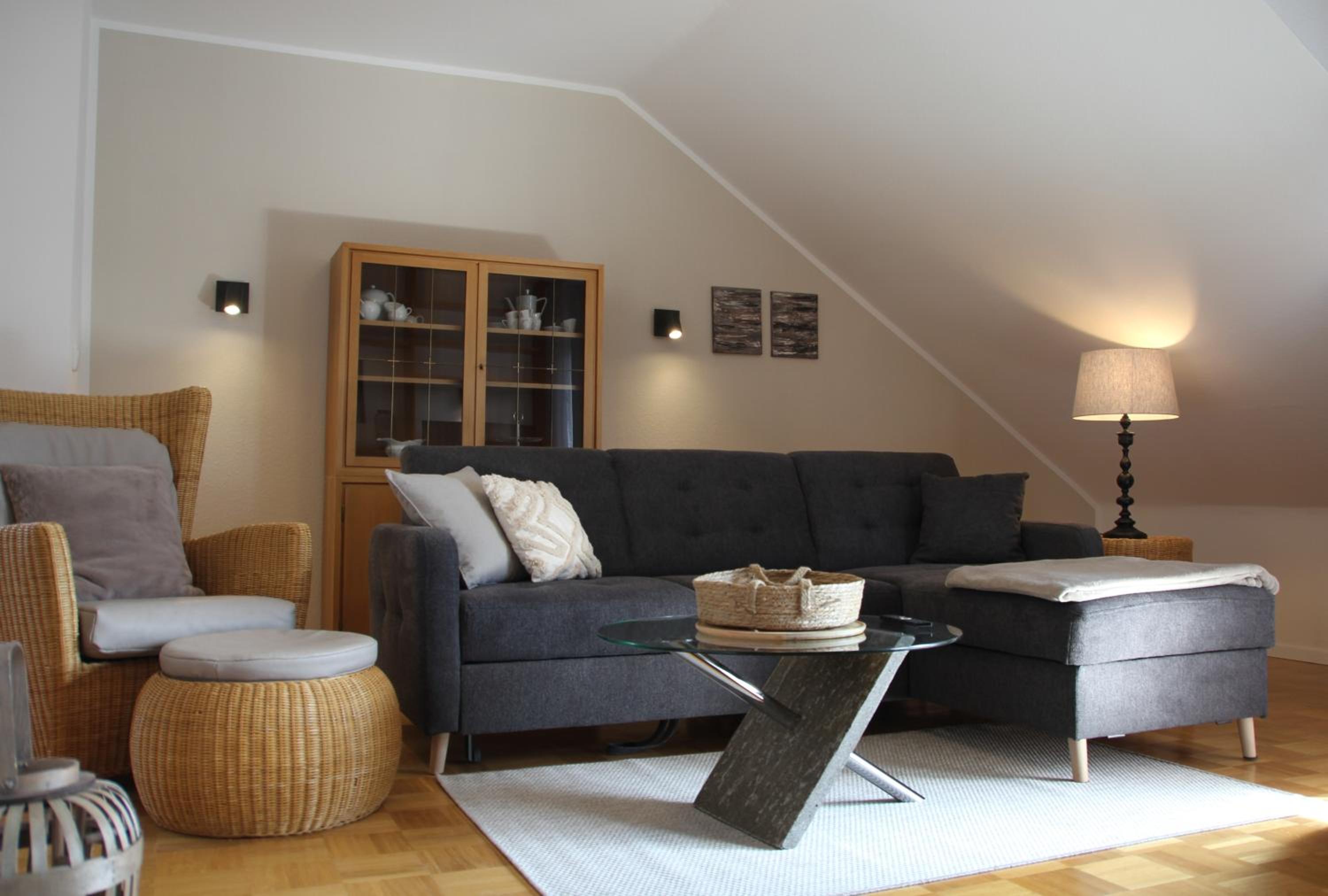One-Bedroom Apartment photo 1