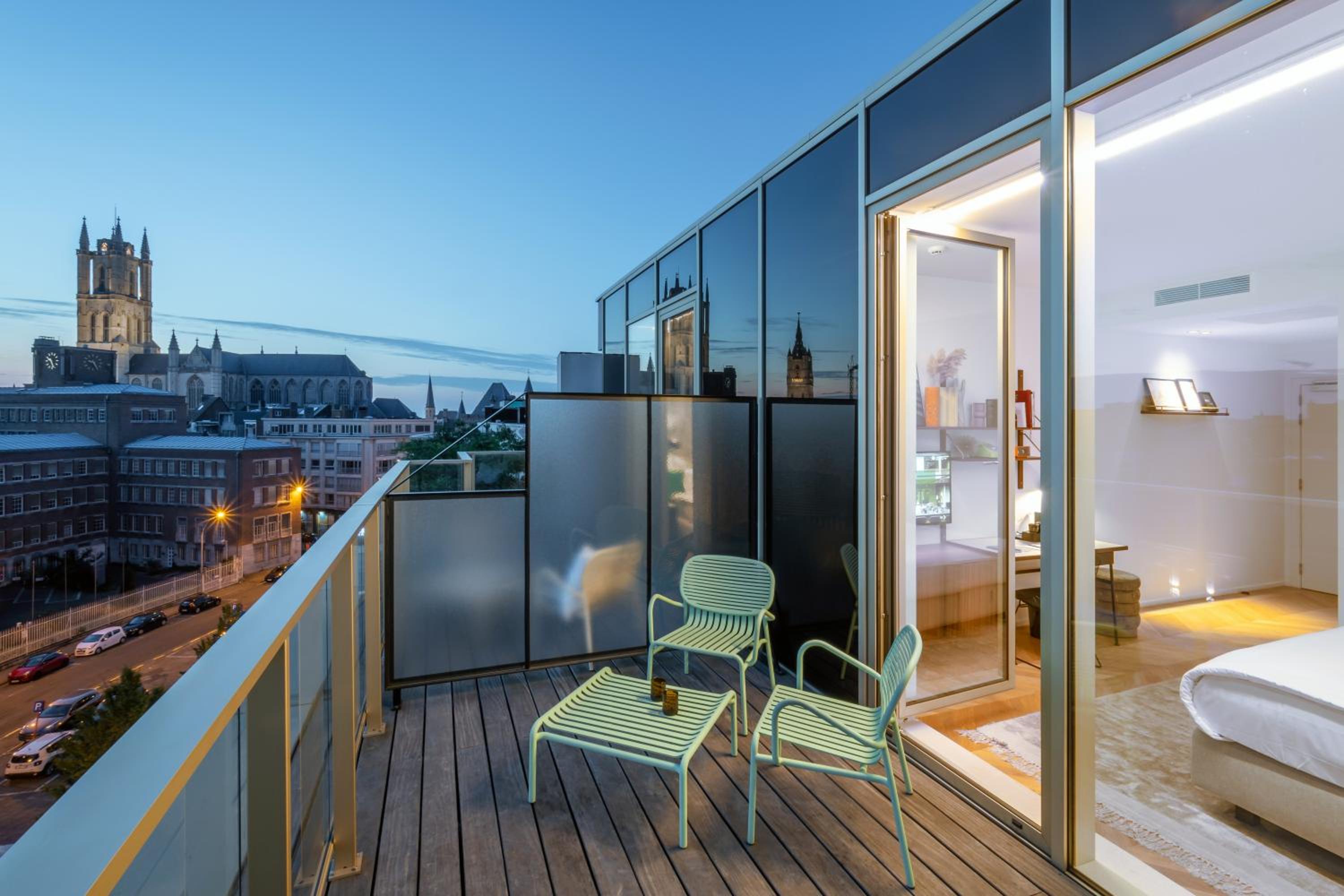 Not-so-Standard room with terrace - Photo 3