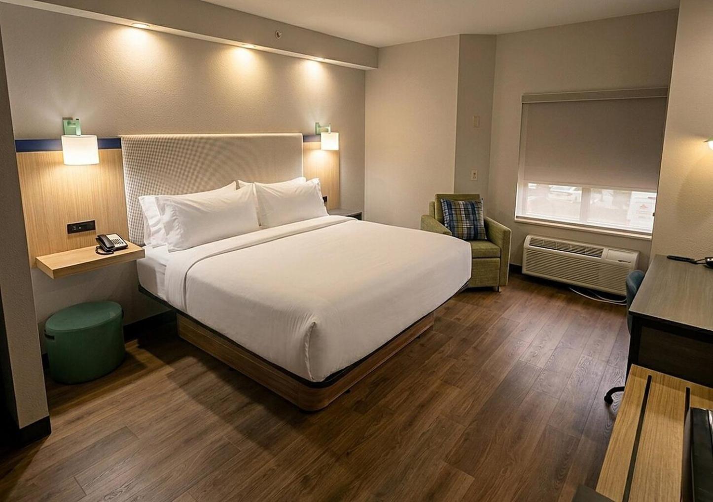 Standard King Room, photo 6