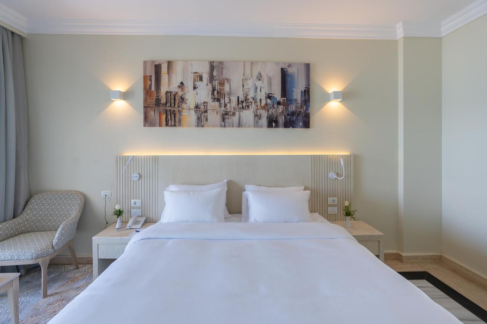 Family Suite with Balcony photo 3
