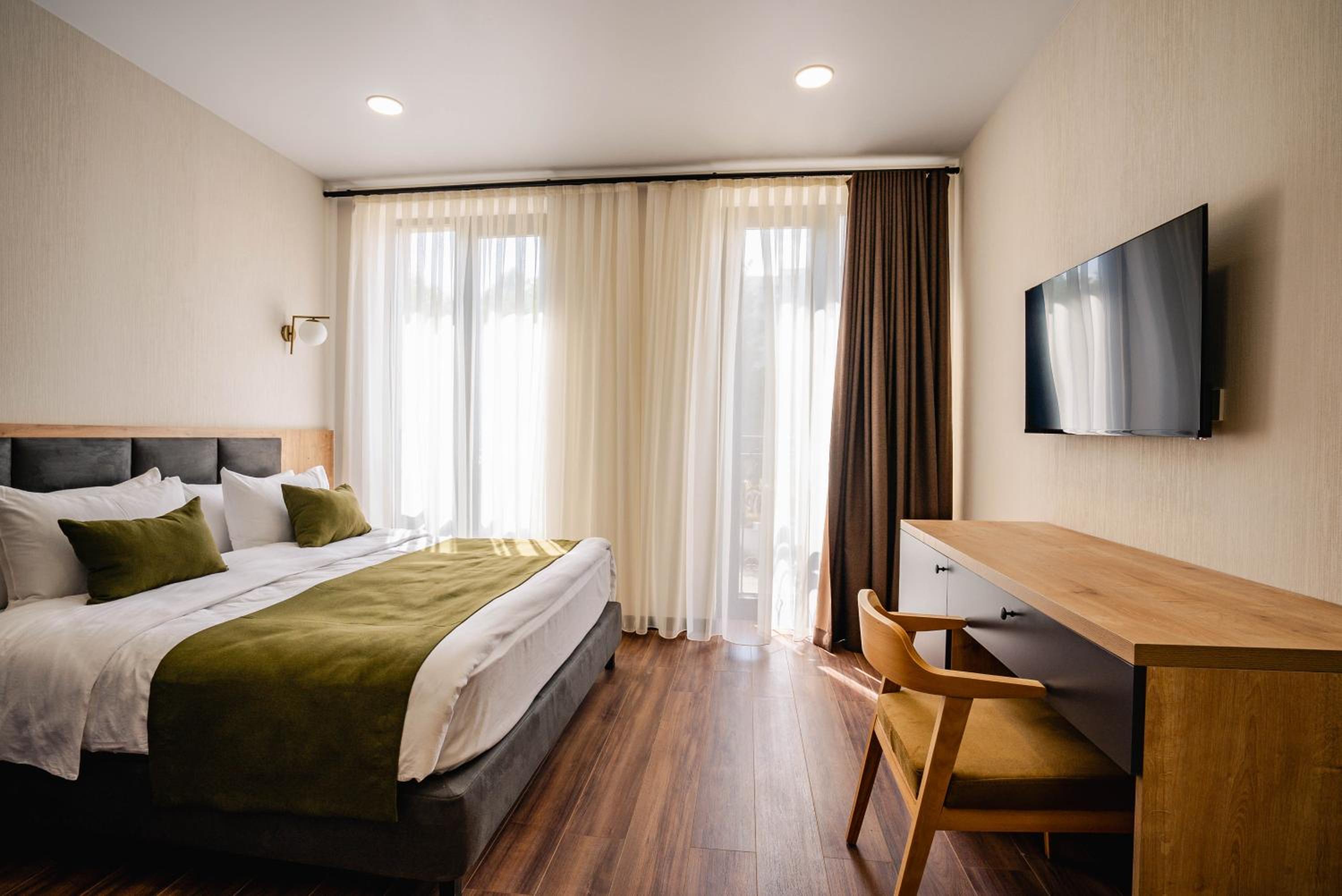 Standard Double Room - Photo 1