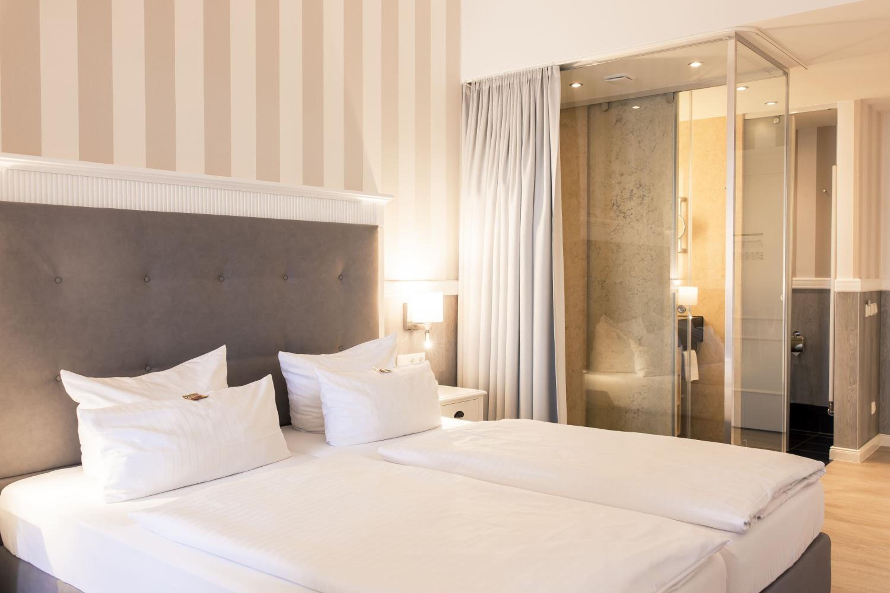 Junior Suite - Photo 9