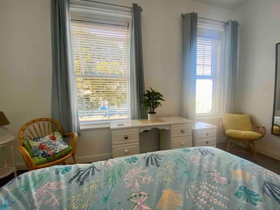 Three-Bedroom House photo 1