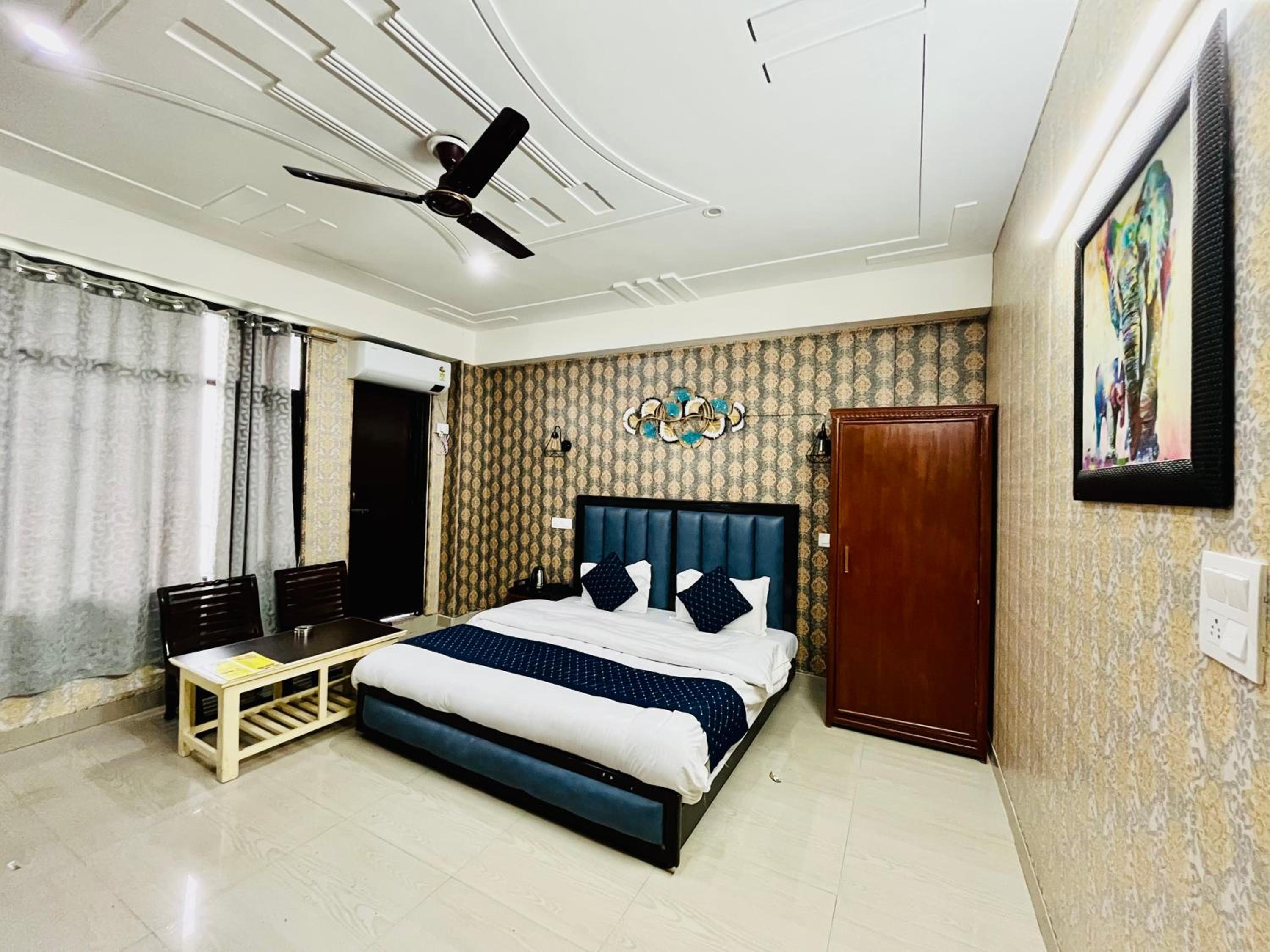 Double Room with Balcony