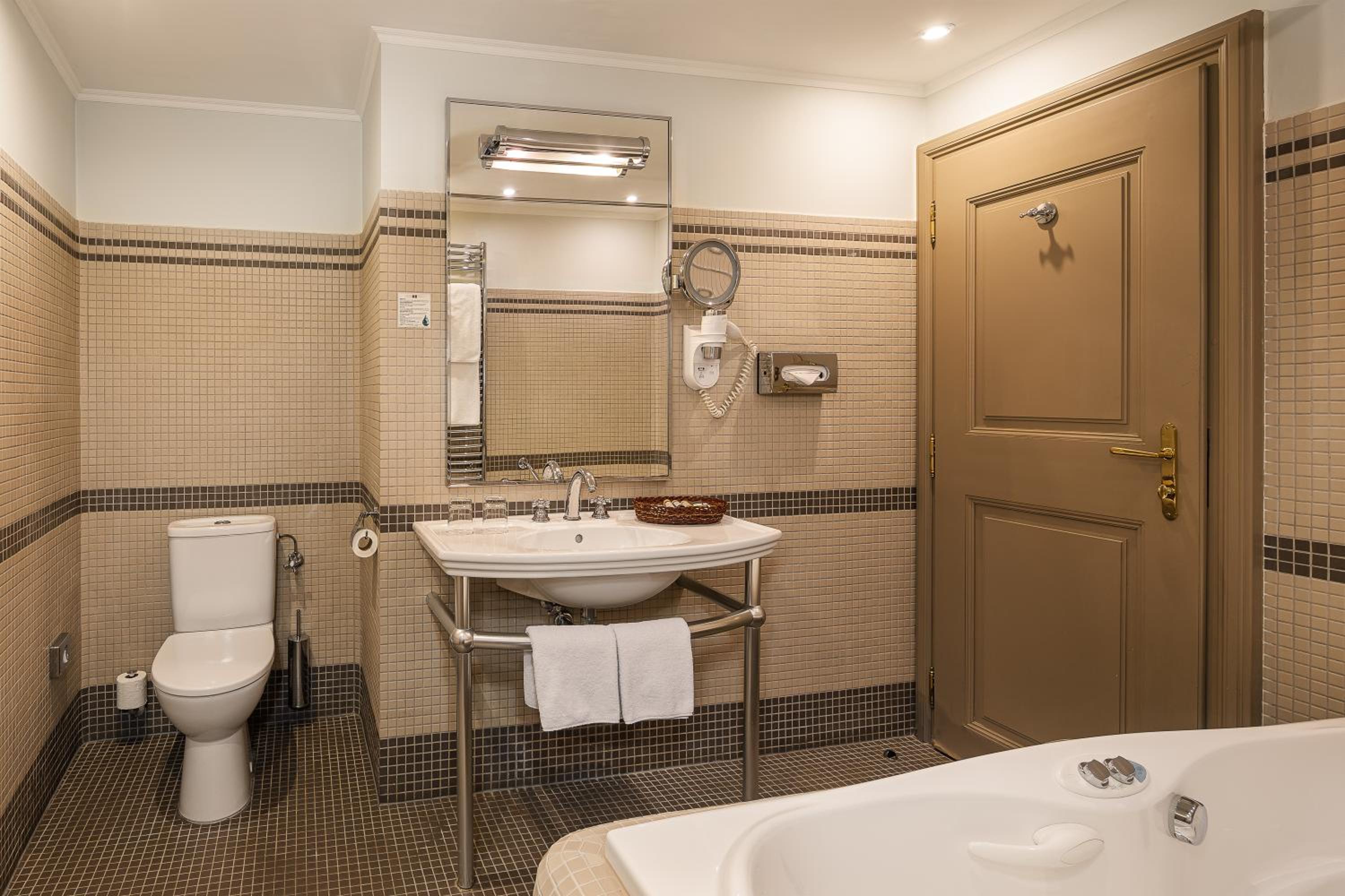 Goliath Suite - Photo 2