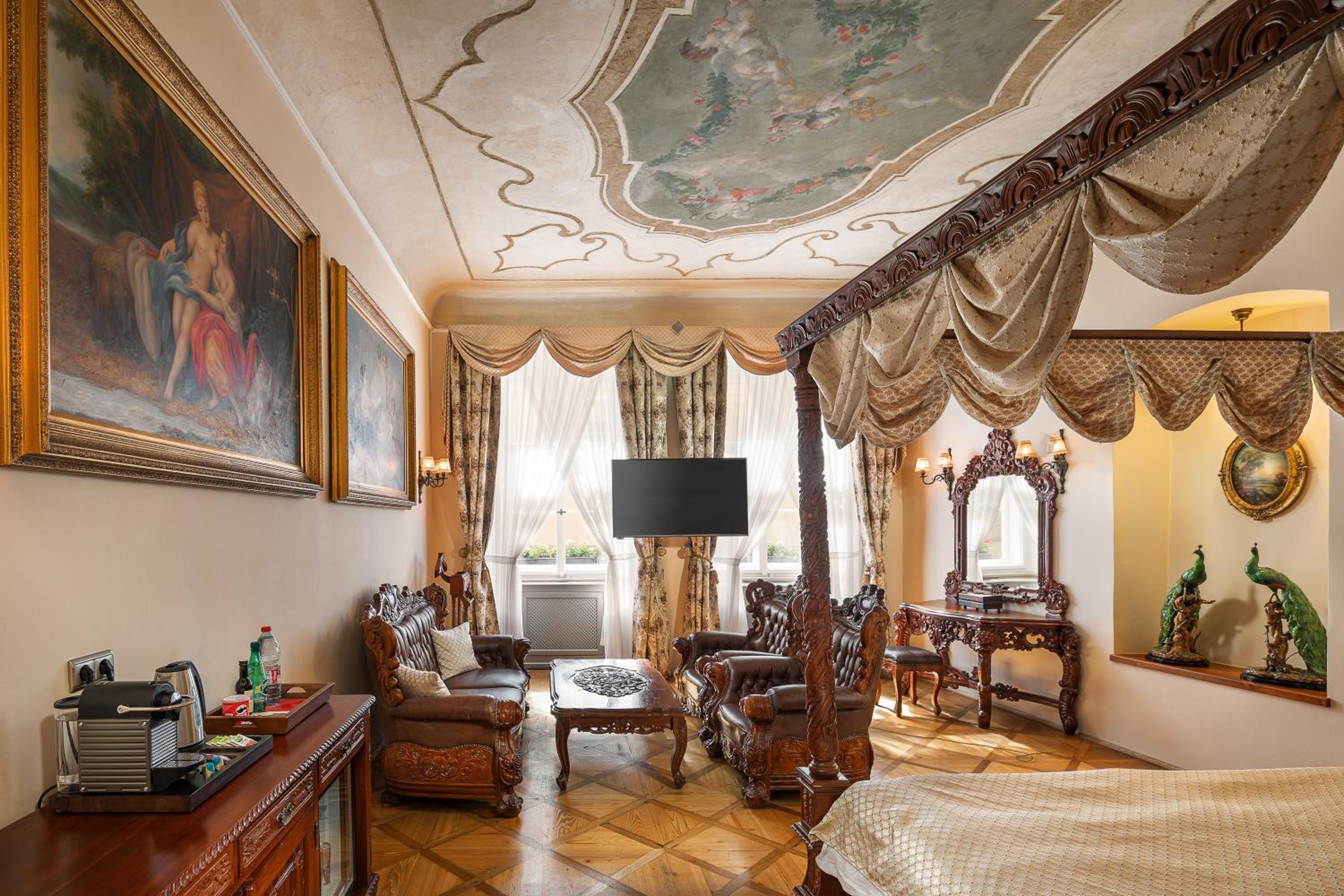 Goliath Suite - Photo 3