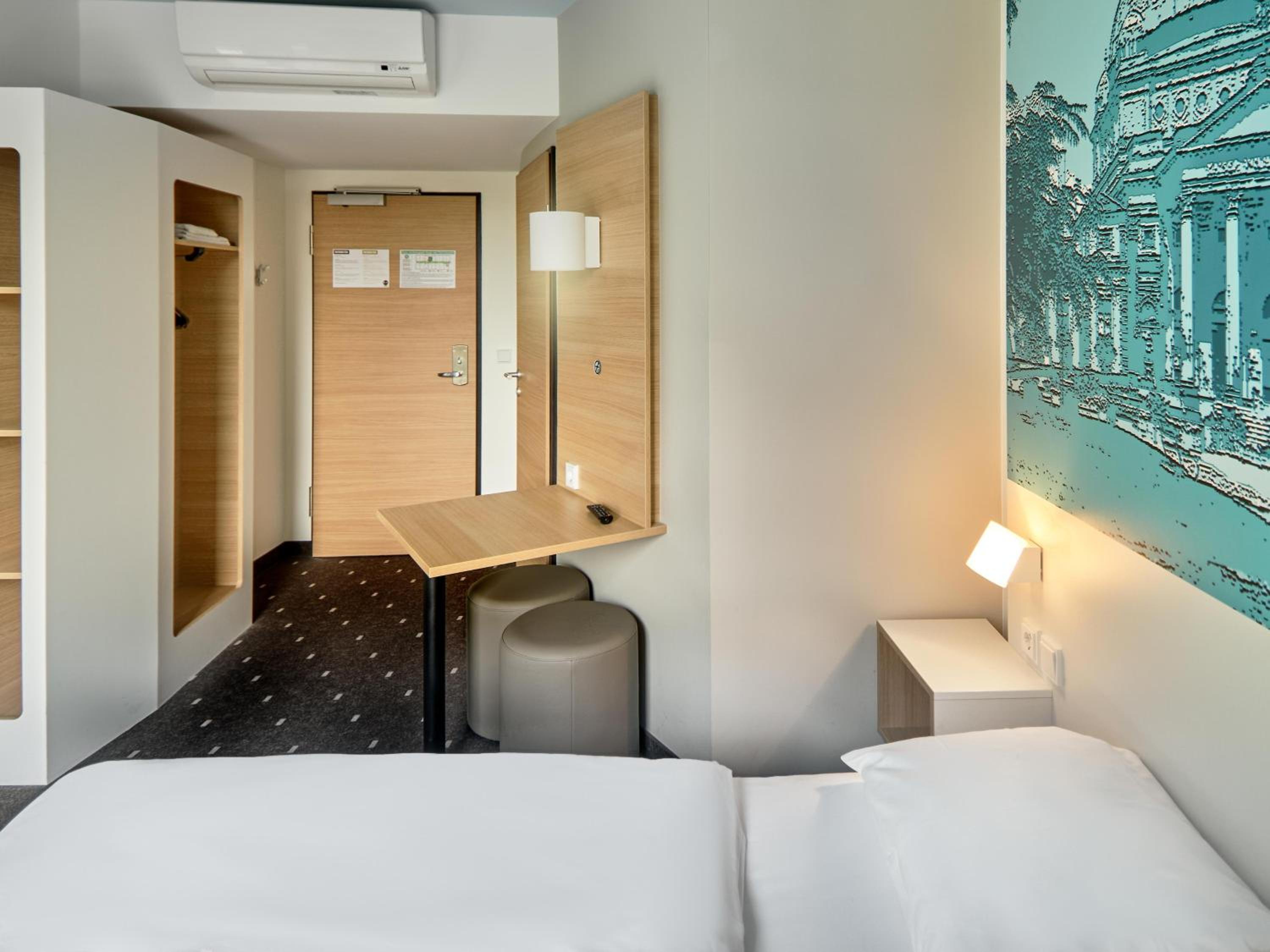 Double Room - Photo 5