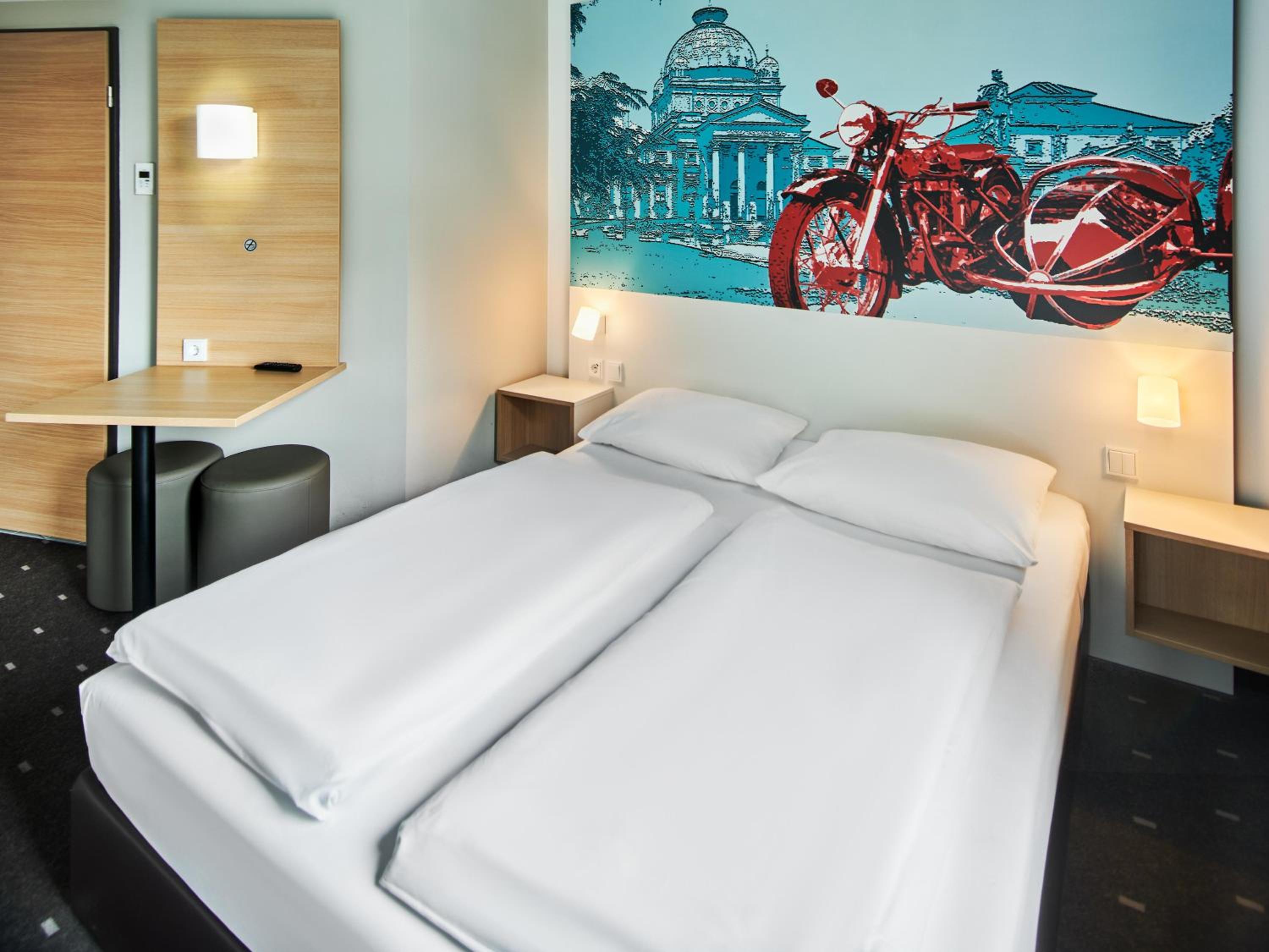 Double Room - Photo 6