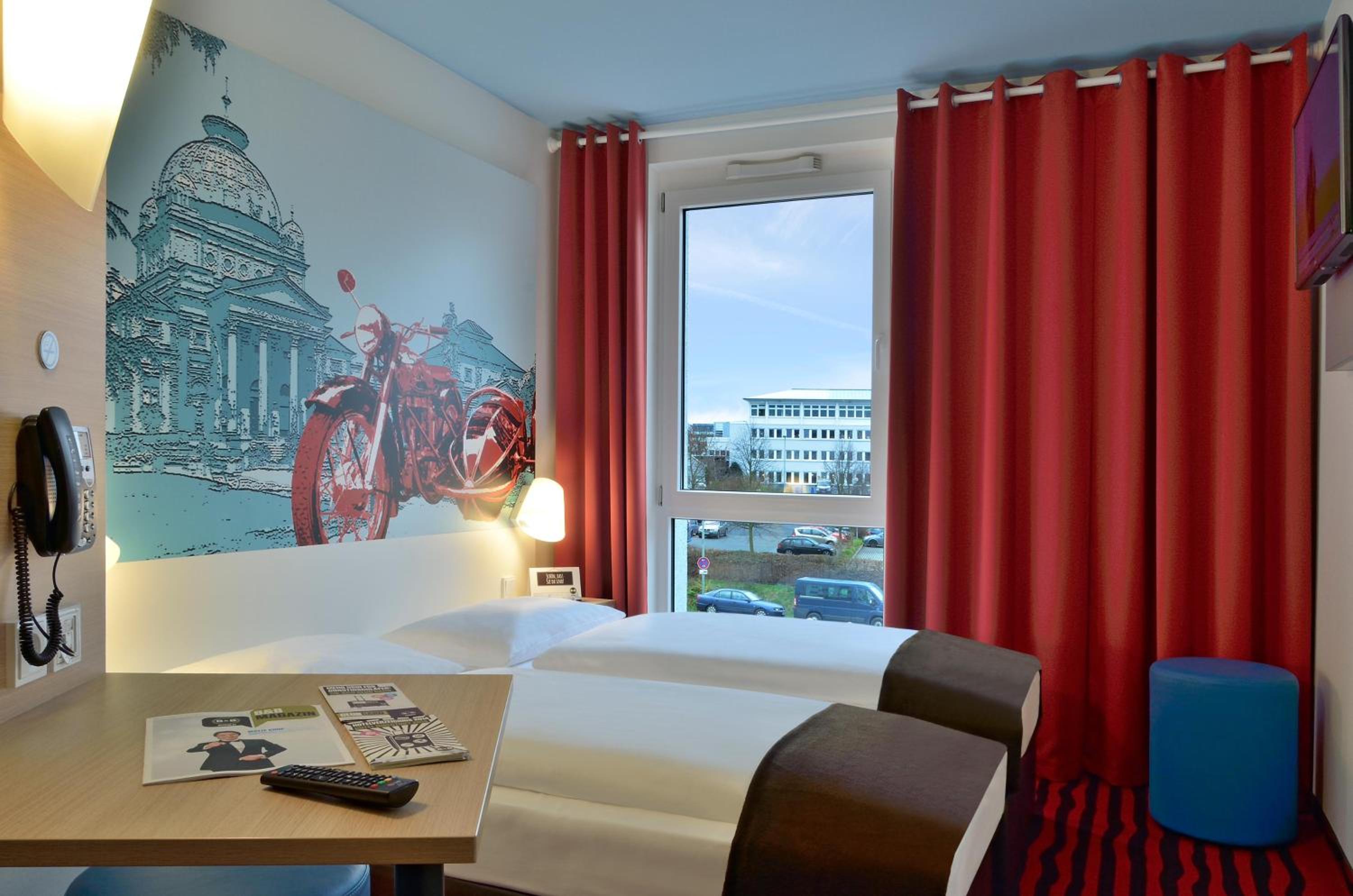 Twin Room - Photo 4