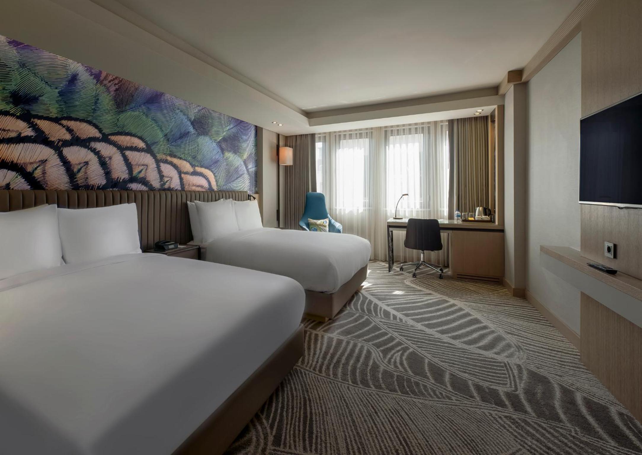 Deluxe Queen Room with Two Queen Beds