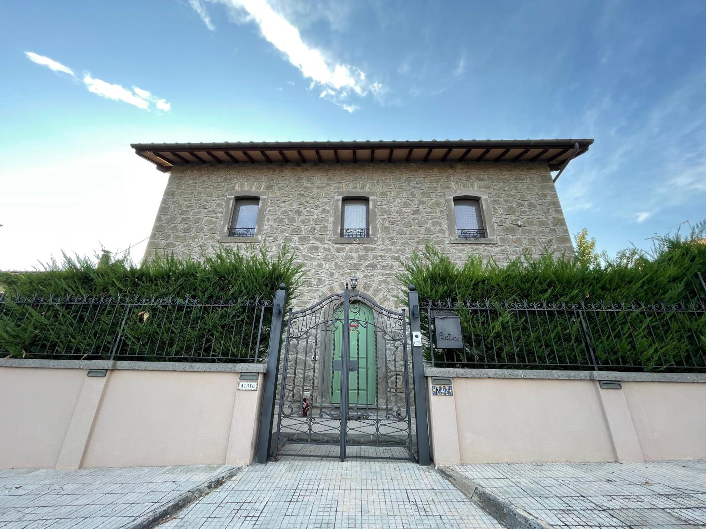 Superior Villa photo 2