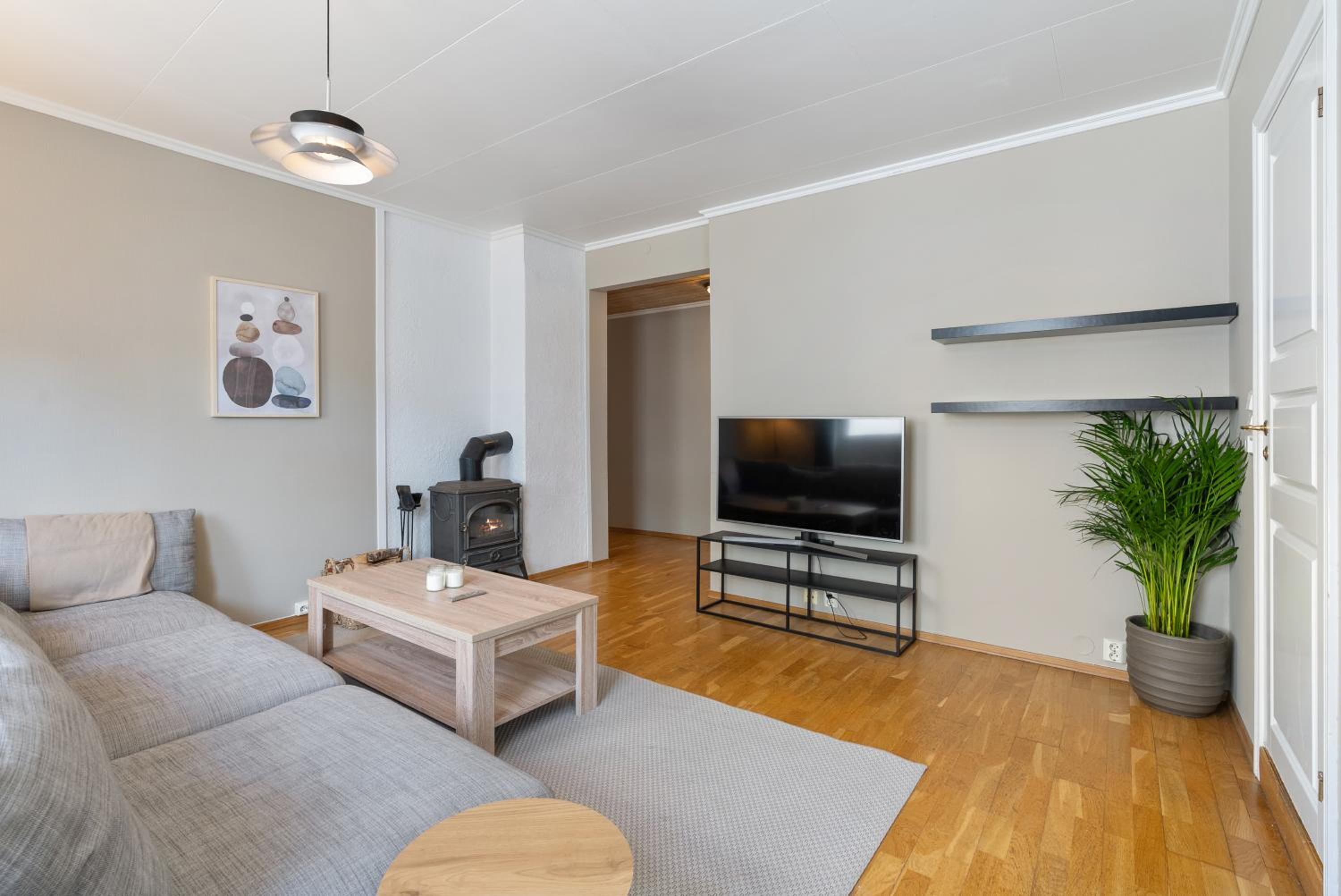 Three-Bedroom Apartment photo 1