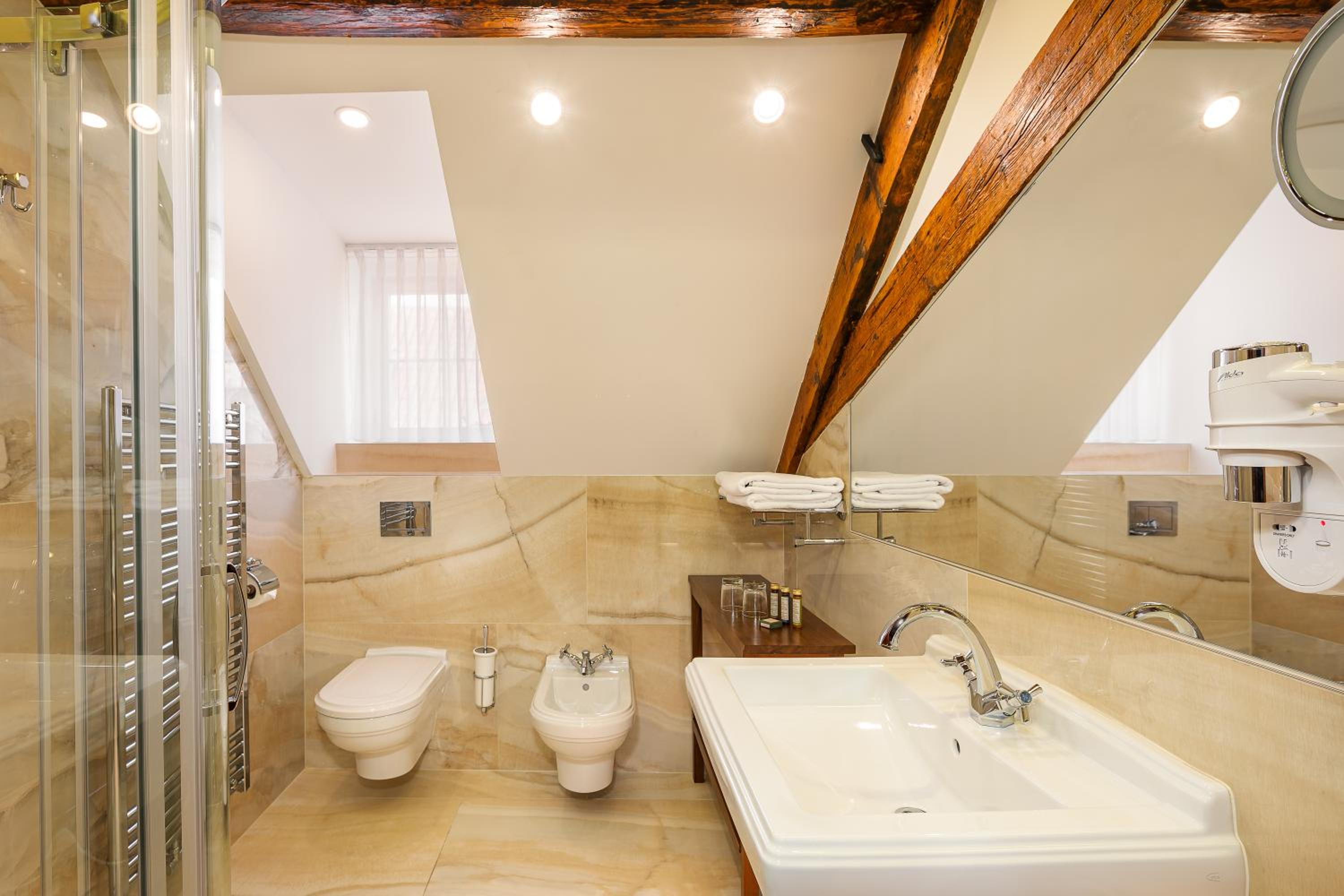 Superior Double Room - Photo 7
