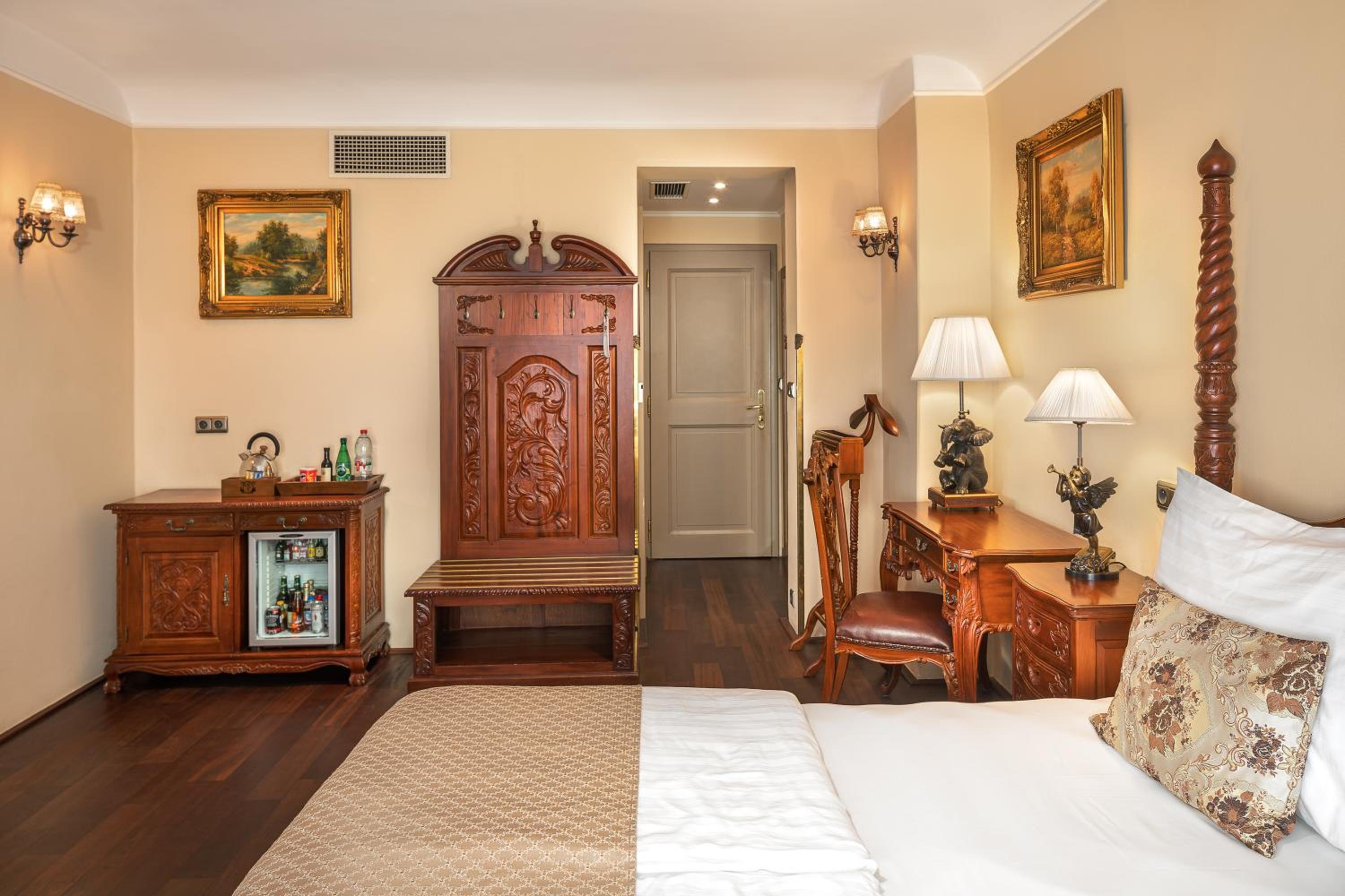 Superior Double Room - Photo 2