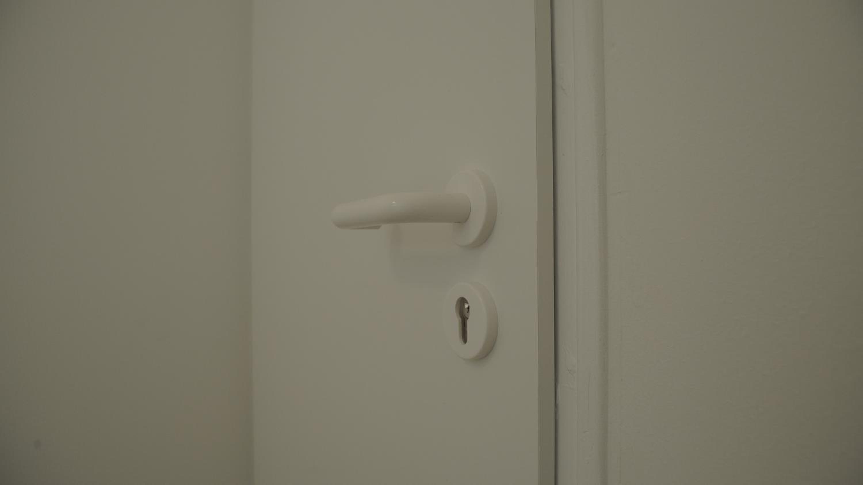 Economy Single Room with Shared Bathroom and Toilet photo 2