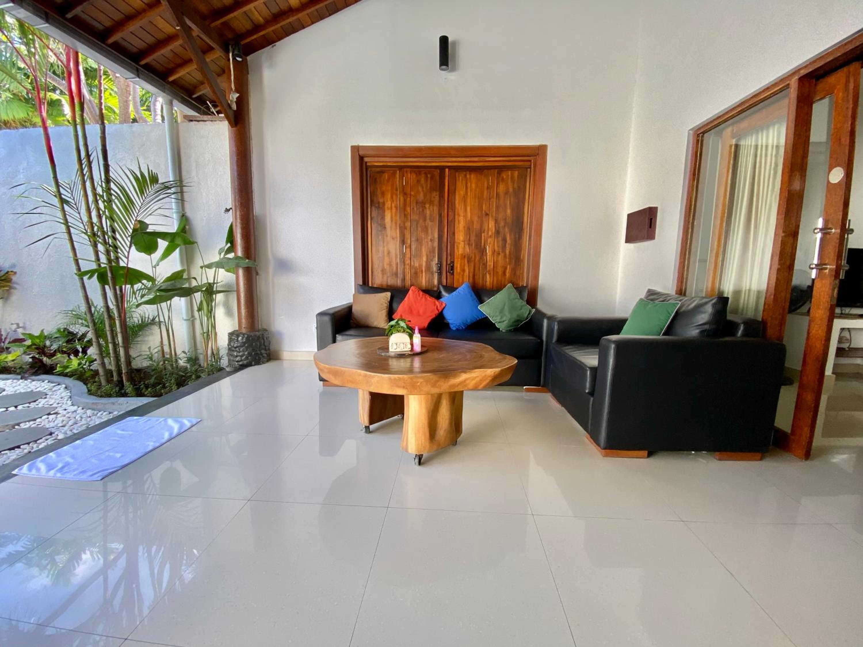 Two-Bedroom Villa - Photo 4