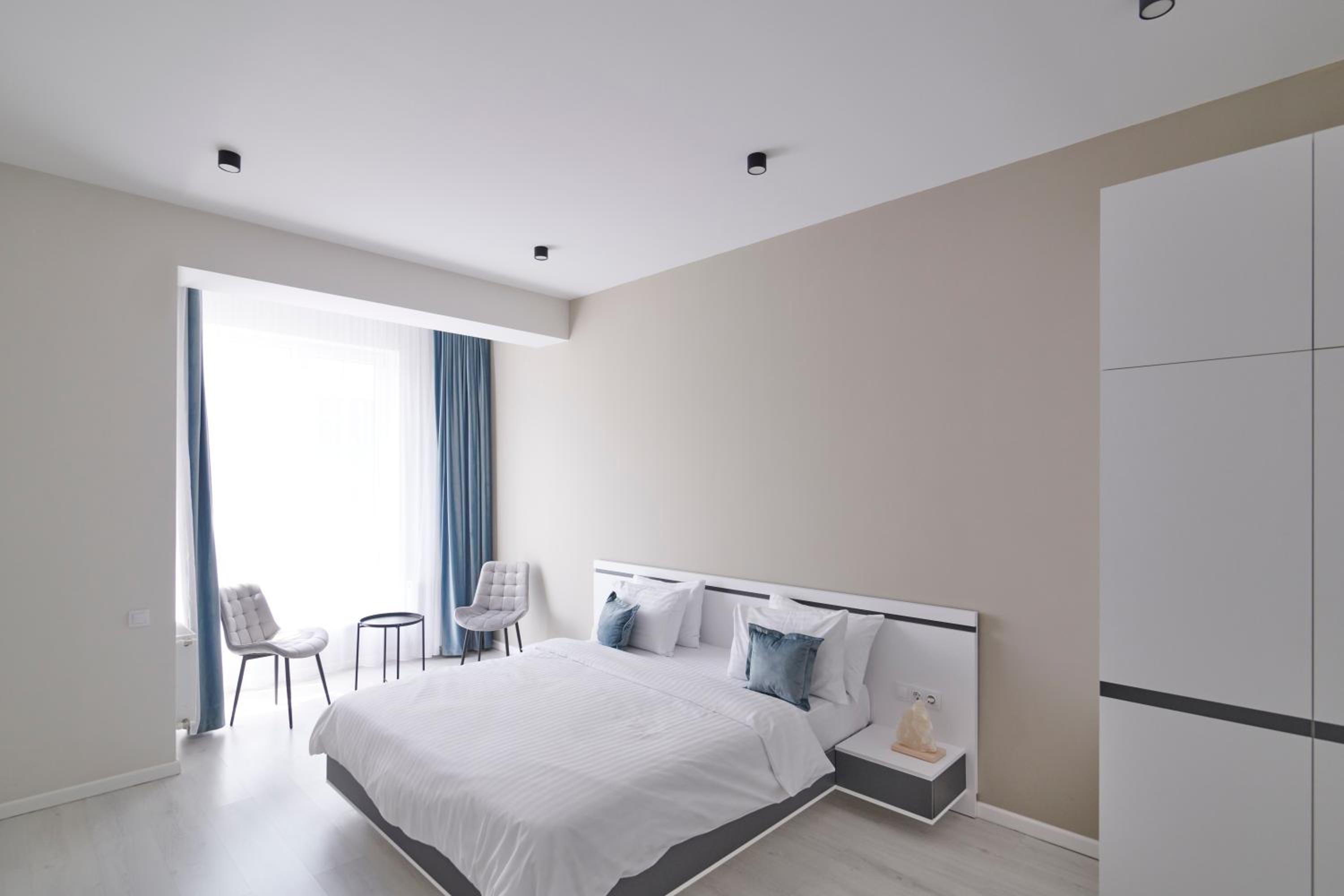 Two-Bedroom Apartment with Terrace photo 2