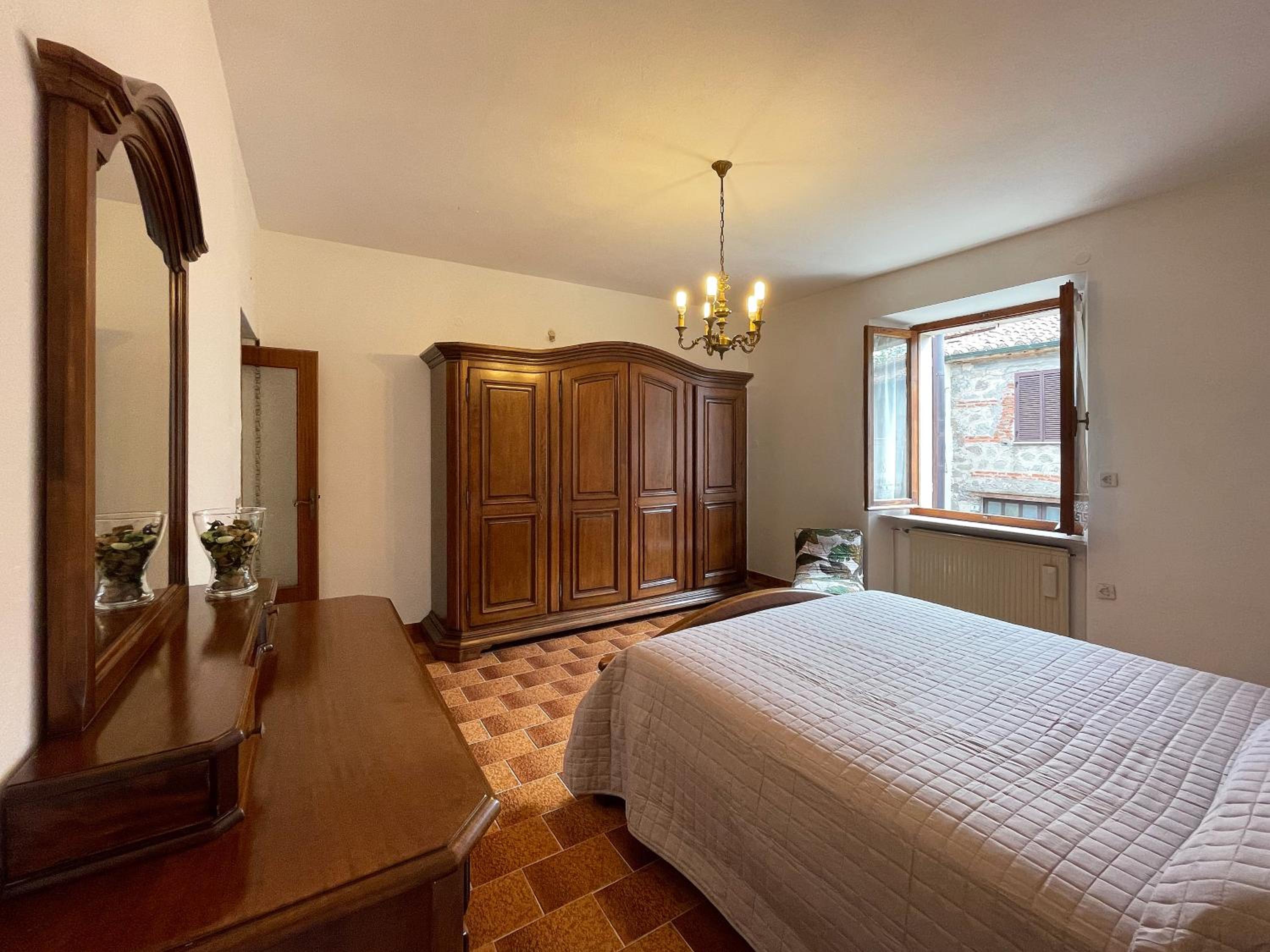 Three-Bedroom Apartment photo 1