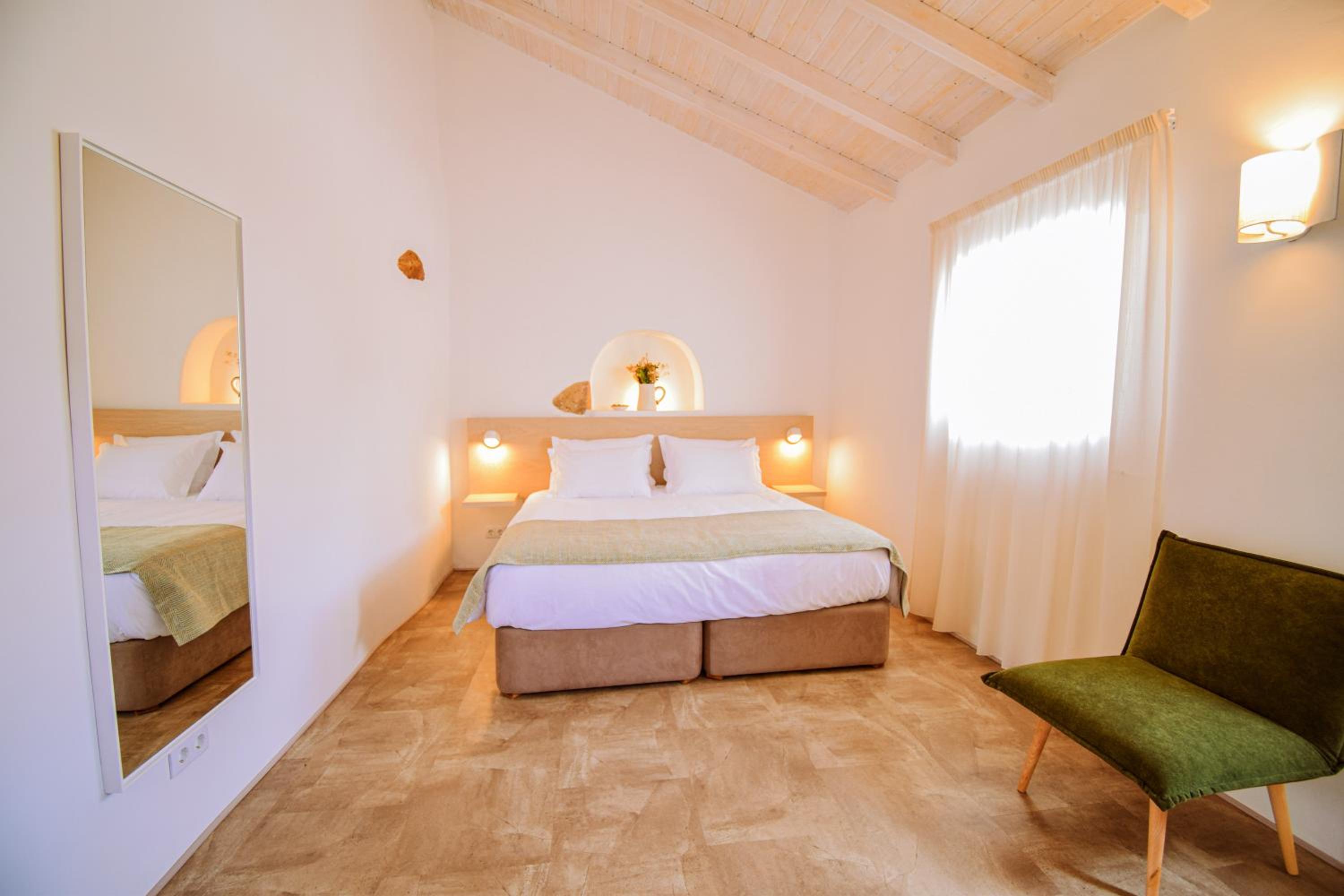 Superior One-Bedroom House with Exterior Courtyard