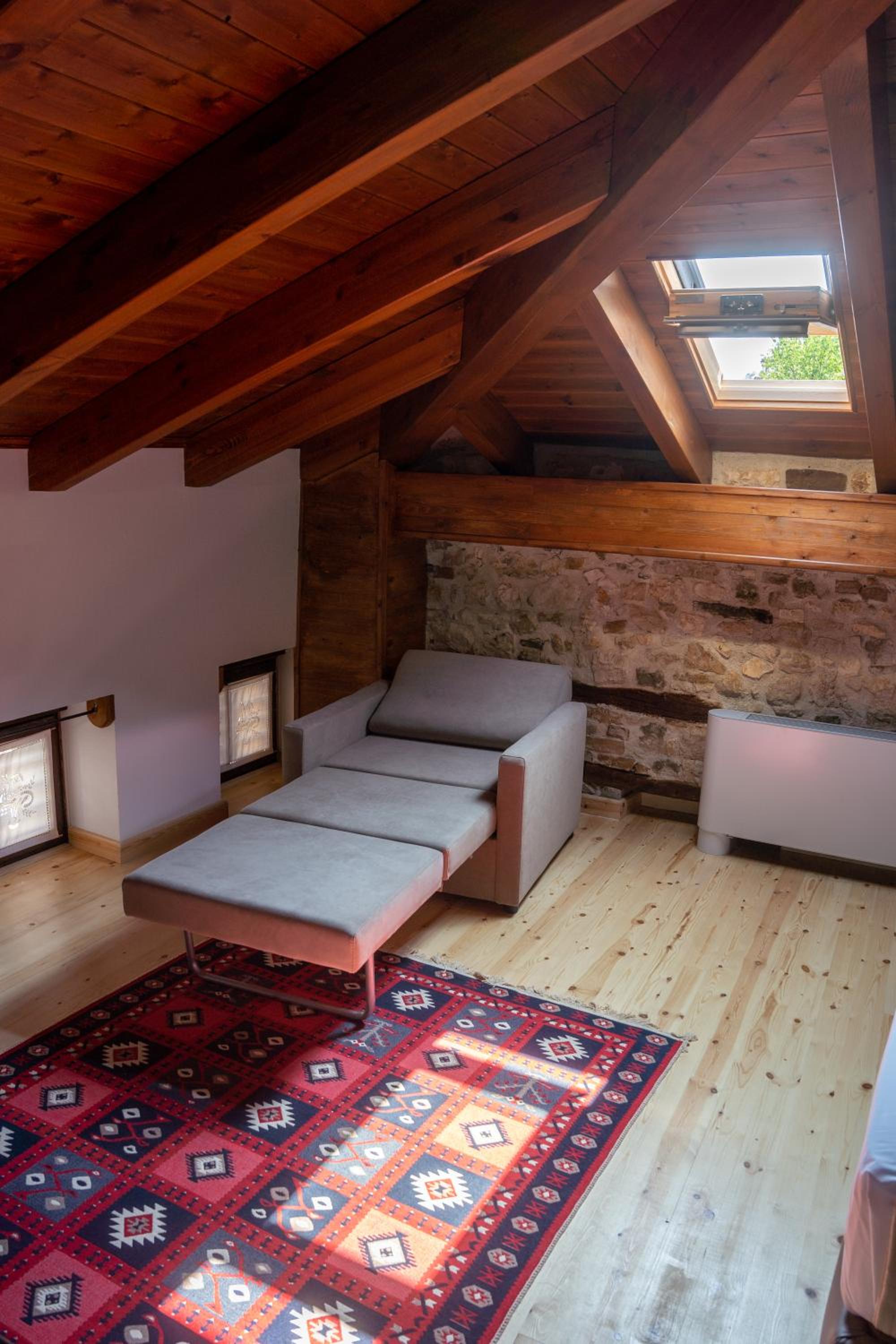 Deluxe Family Suite