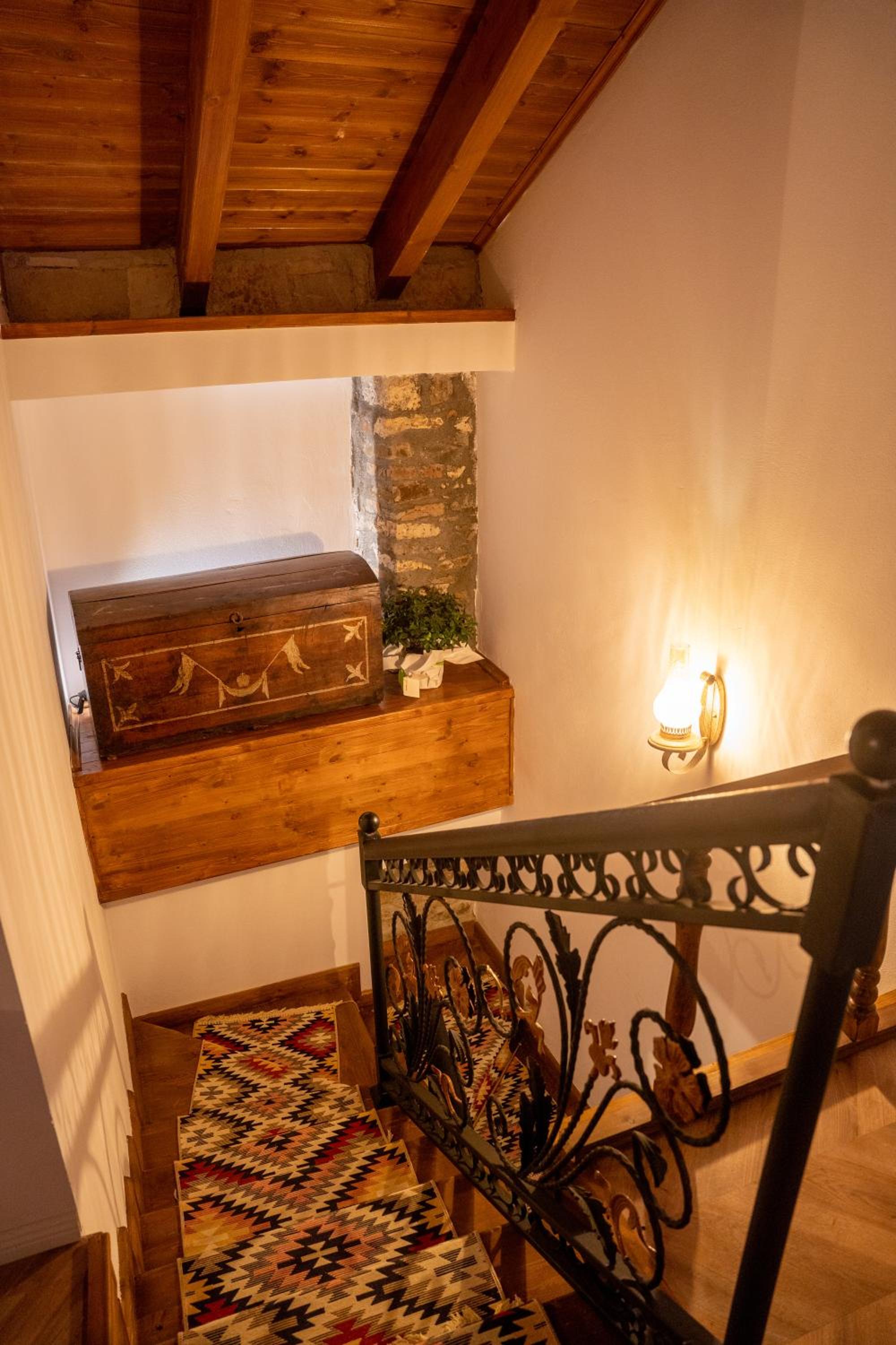 Triple Room with Private Bathroom photo 3