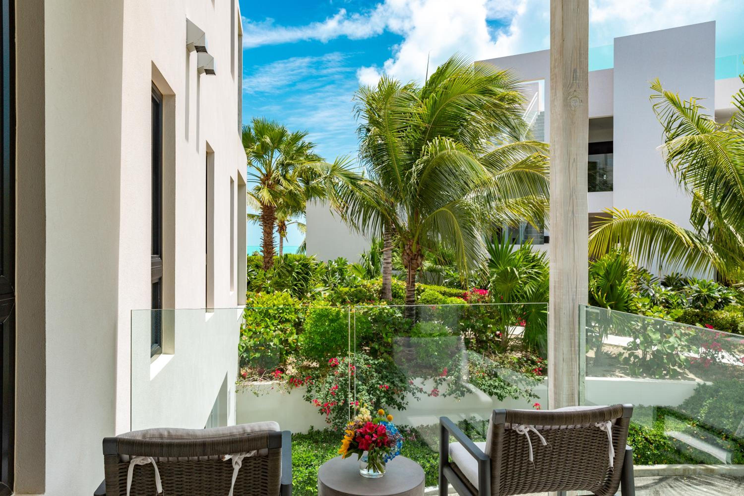 Studio with Garden View - Photo 6
