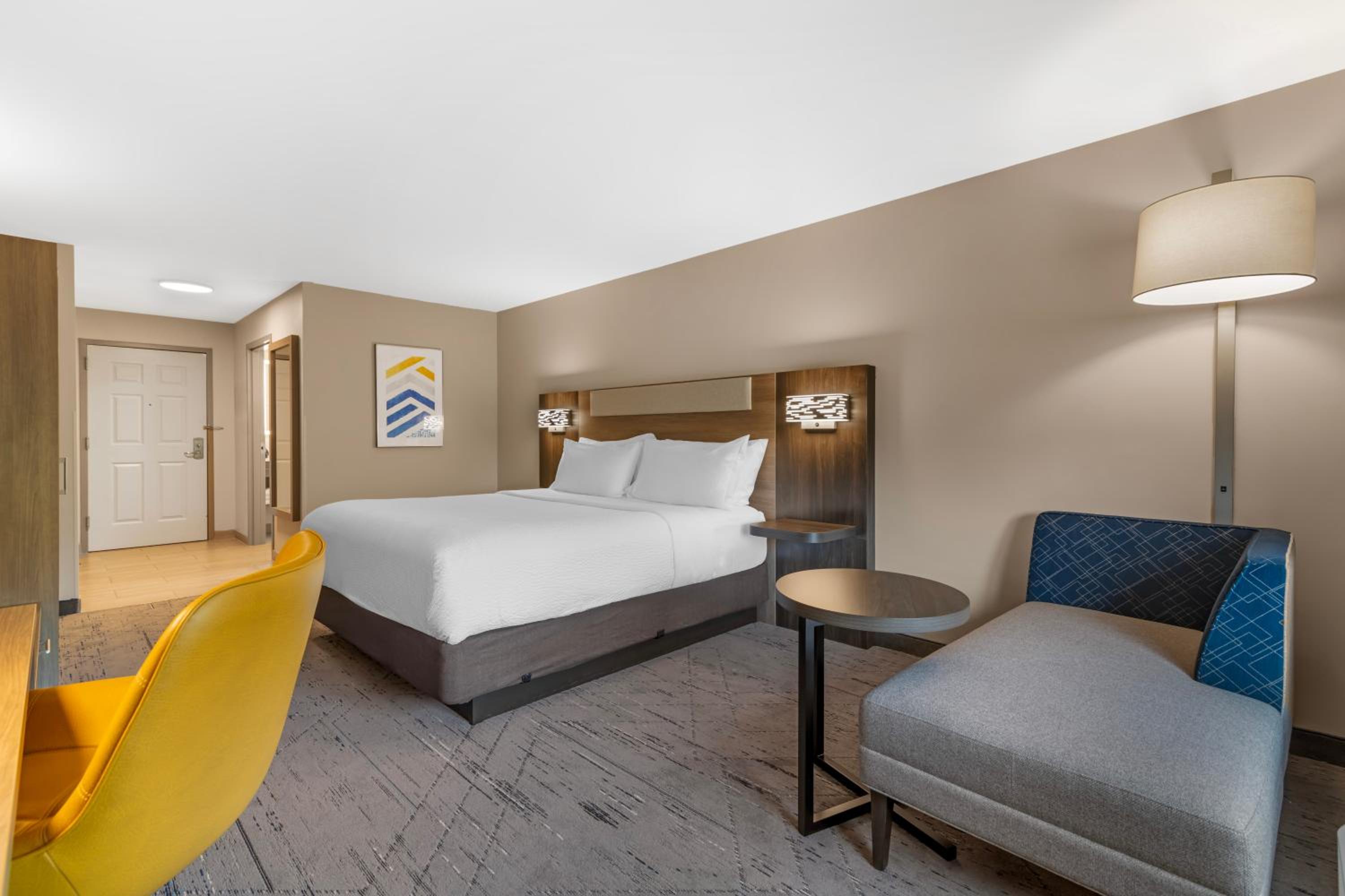 Standard King Room