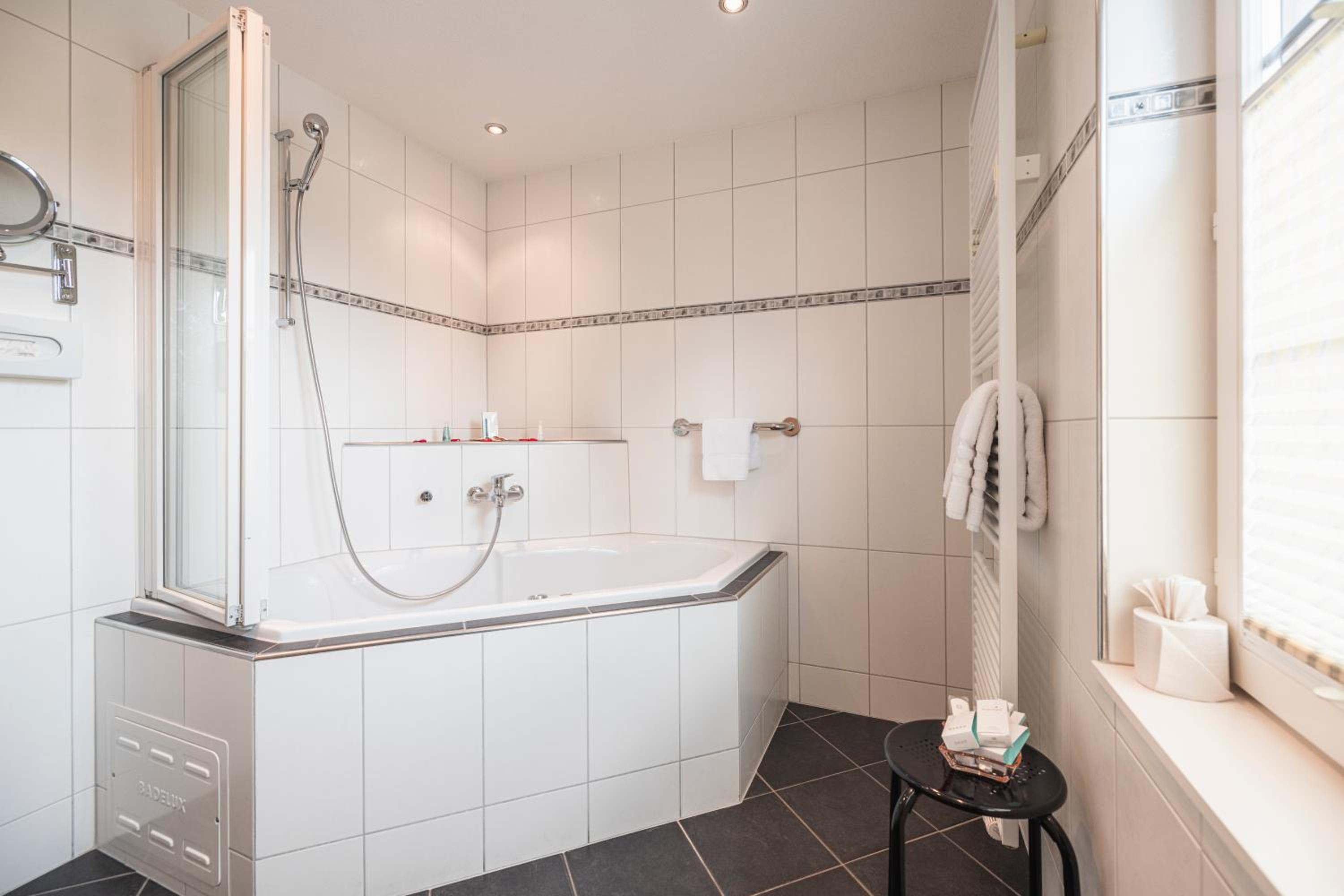 Premium Double Room - Photo 2