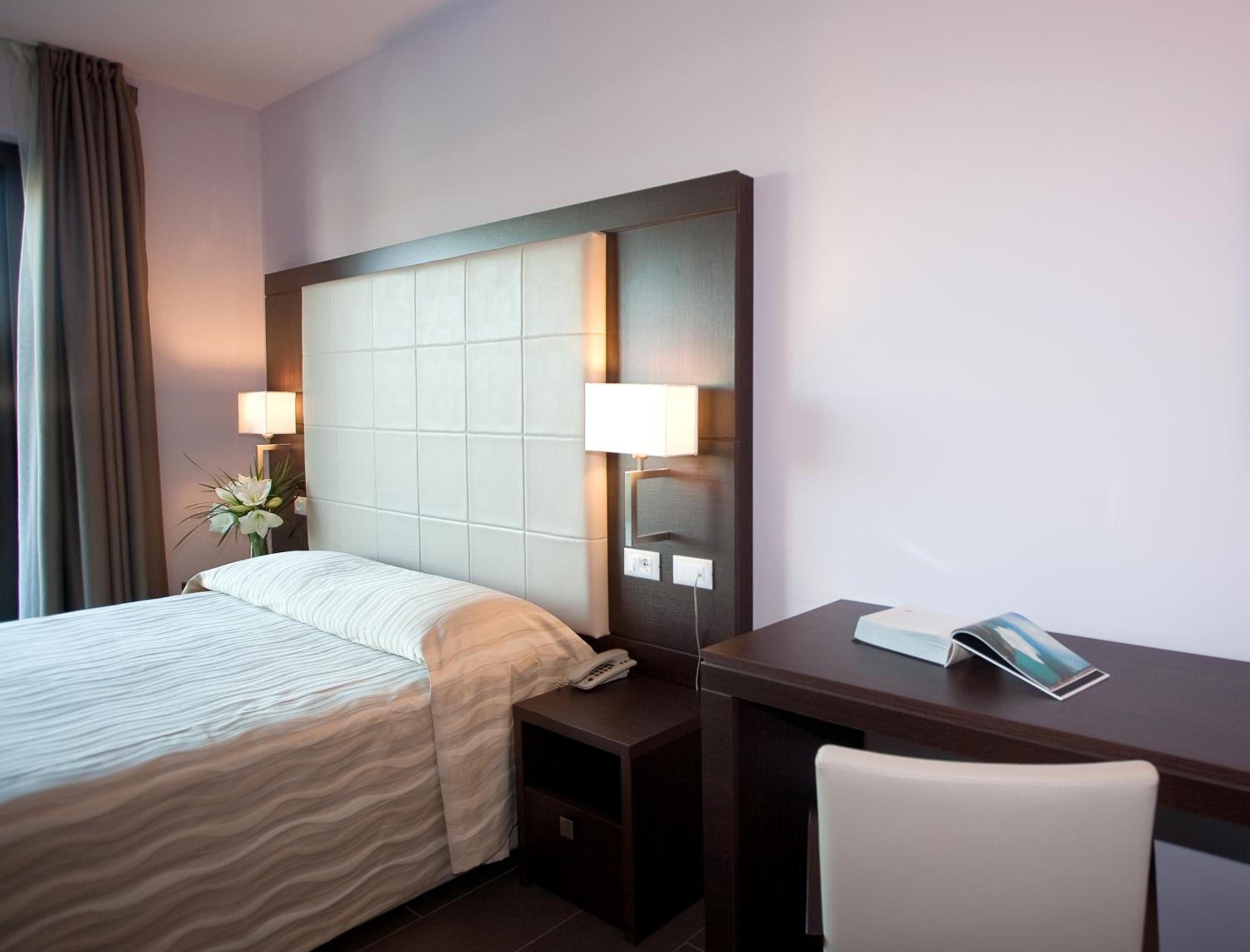 Superior Design Triple Room - Photo 2